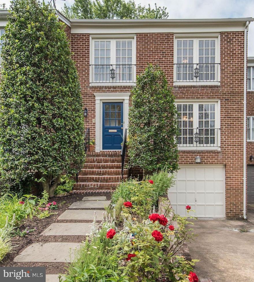 Renovated brick TH in heart of Alexandria-Walk to King St Metro! Brand new 2018 roof, whole house painted light & bright. Refinished hrdwd flrs, updated BA's, new lighting throughout. New Kitchen SS appliance, new Quartz counters, beadboard accents, built-in storage & shelving. 4th bdrm on LL, wood Frpl.  Large private deck spans width of home, w/out bsmnt w/ patio & fountain, mature landscaping.