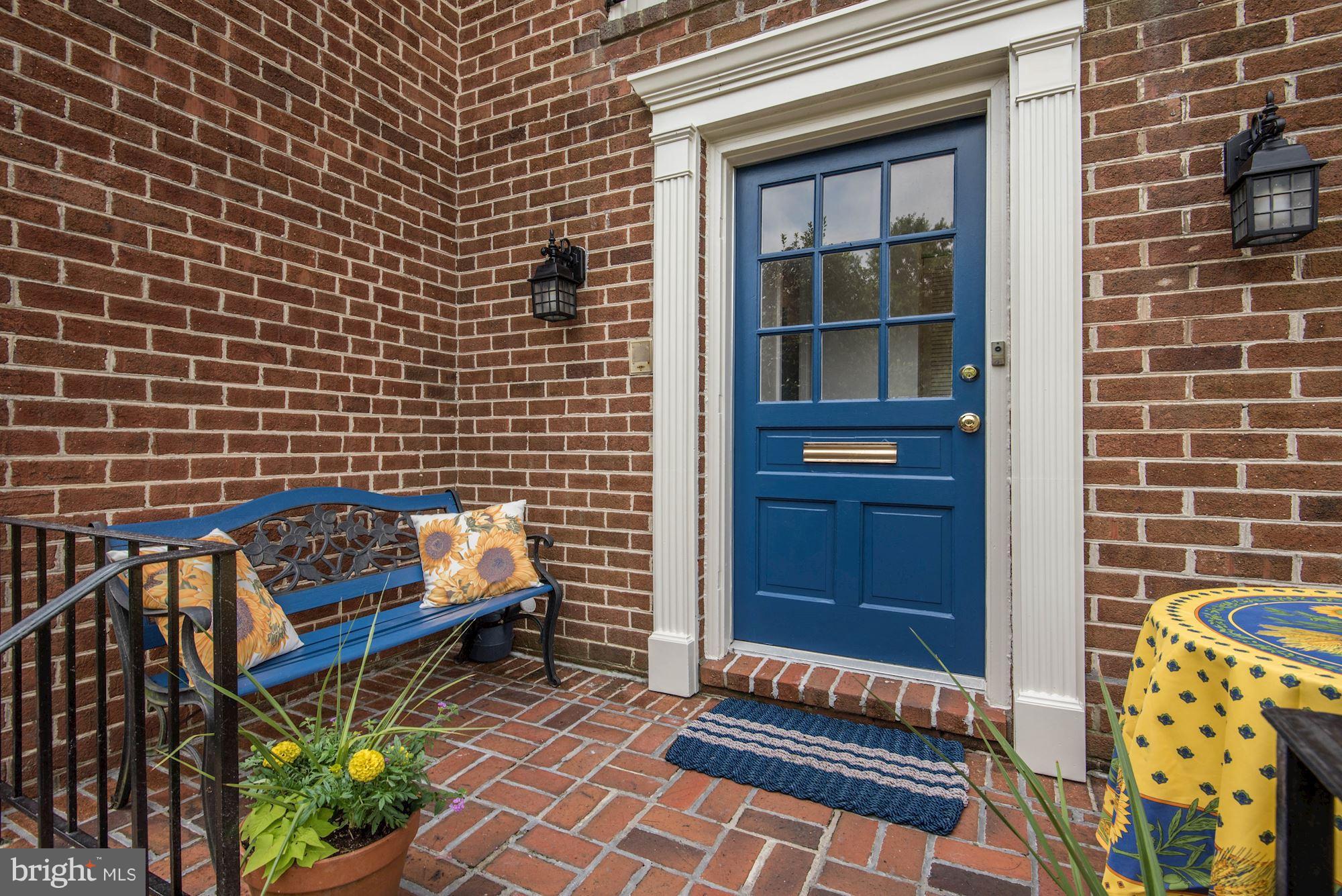 ALEXANDRIA - Residential