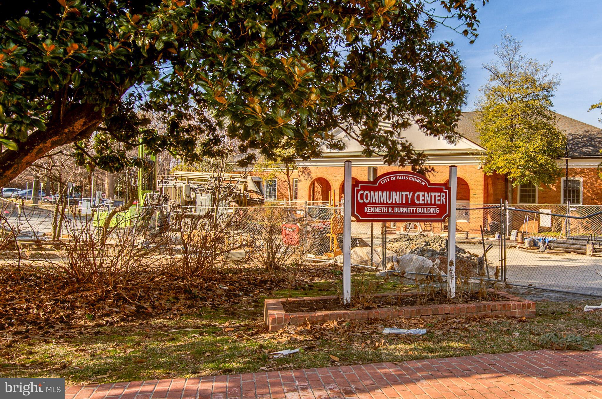 FALLS CHURCH CITY - Residential Lease