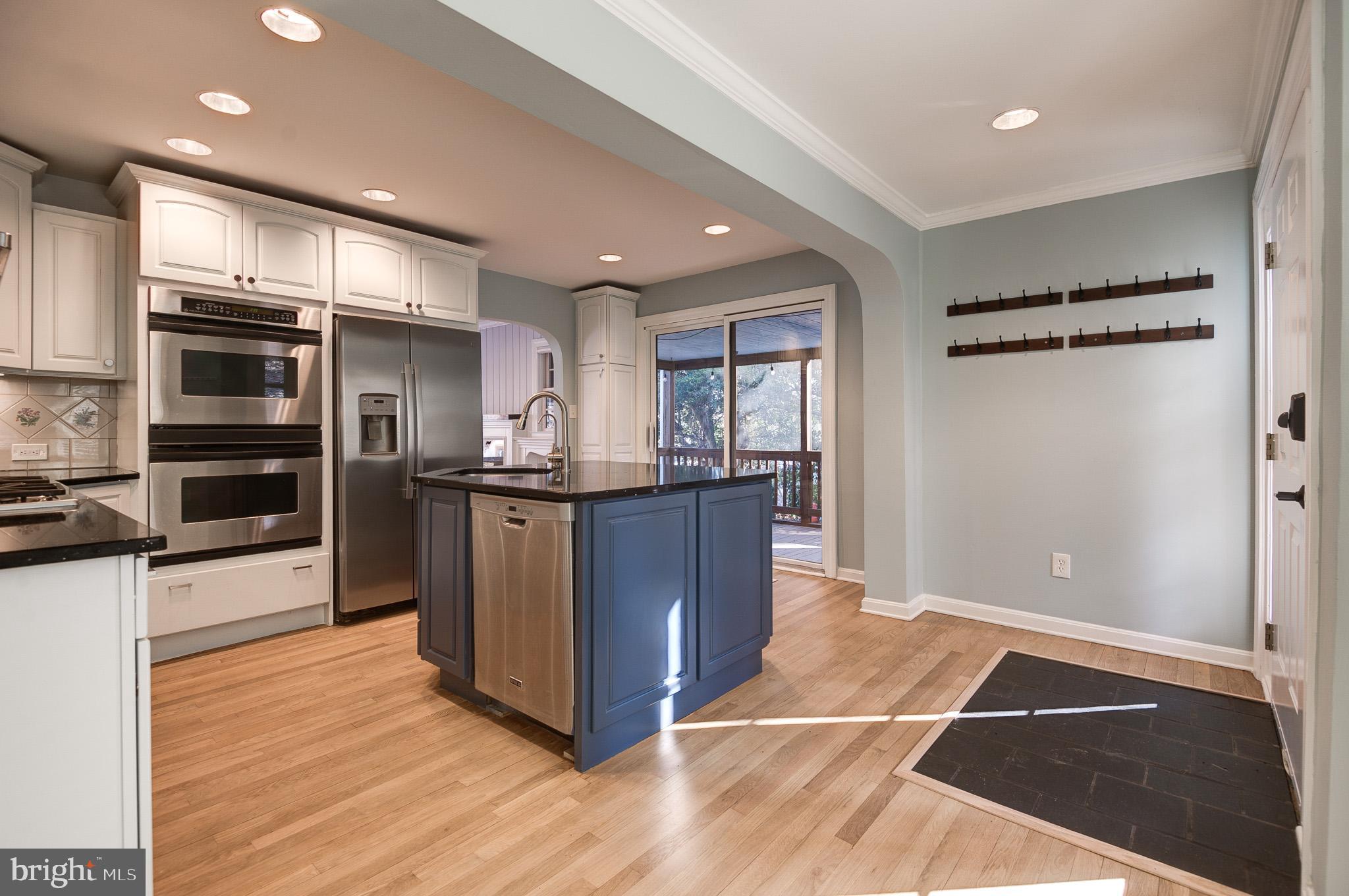 FALLS CHURCH CITY - Residential Lease