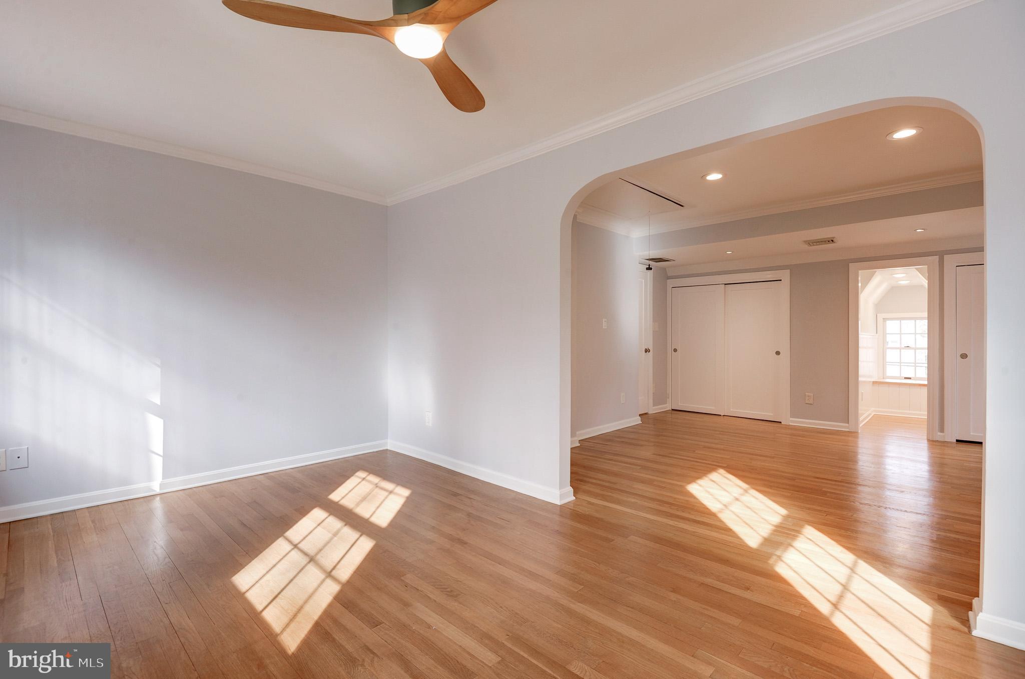 FALLS CHURCH CITY - Residential Lease