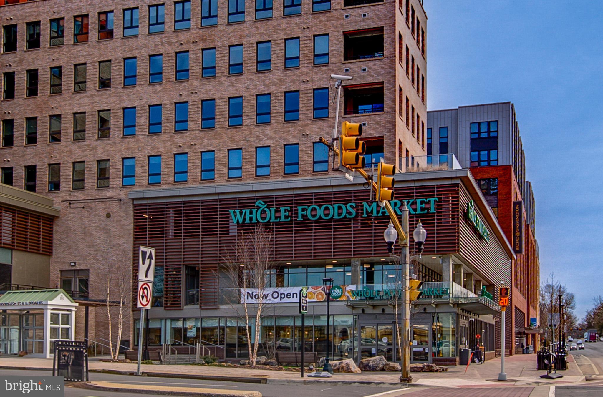 FALLS CHURCH CITY - Residential Lease