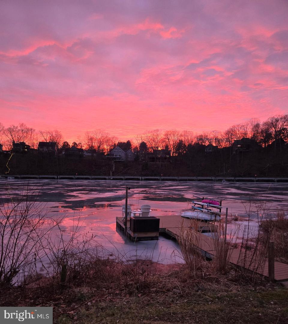 NIGHTINGALE - Residential Lease