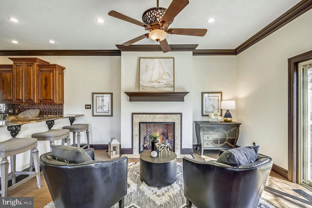 NIGHTINGALE - Residential Lease