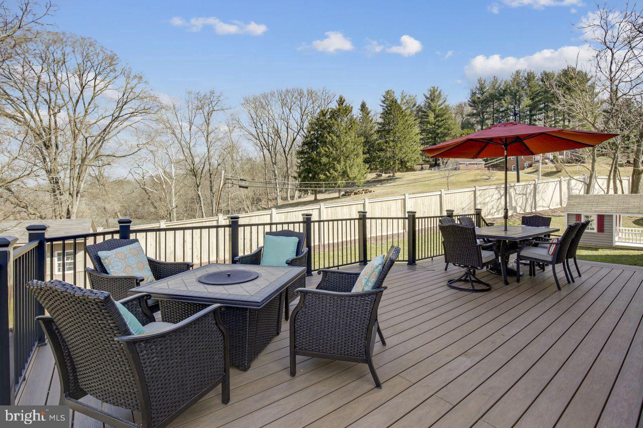 NIGHTINGALE - Residential Lease