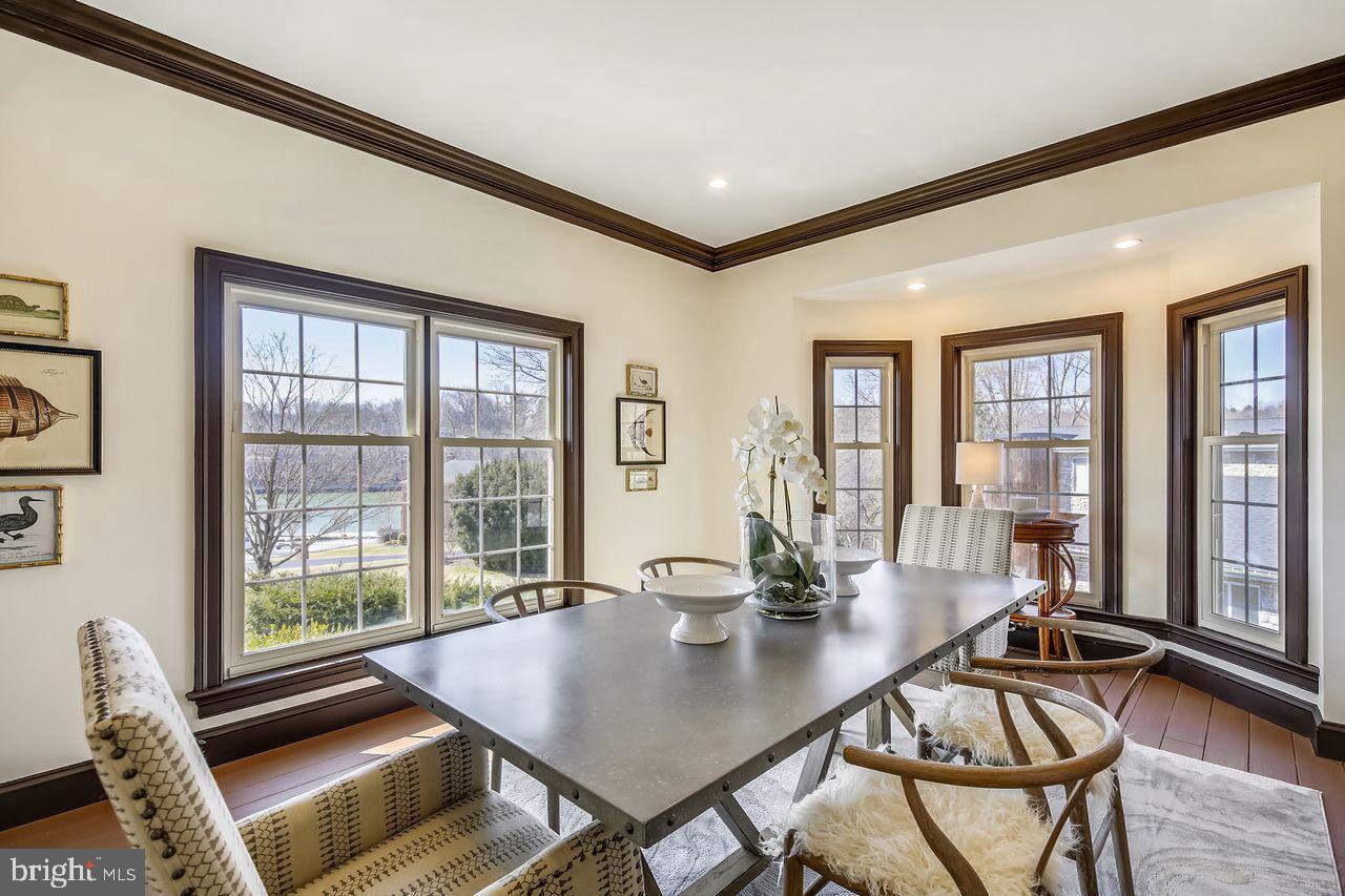 NIGHTINGALE - Residential Lease