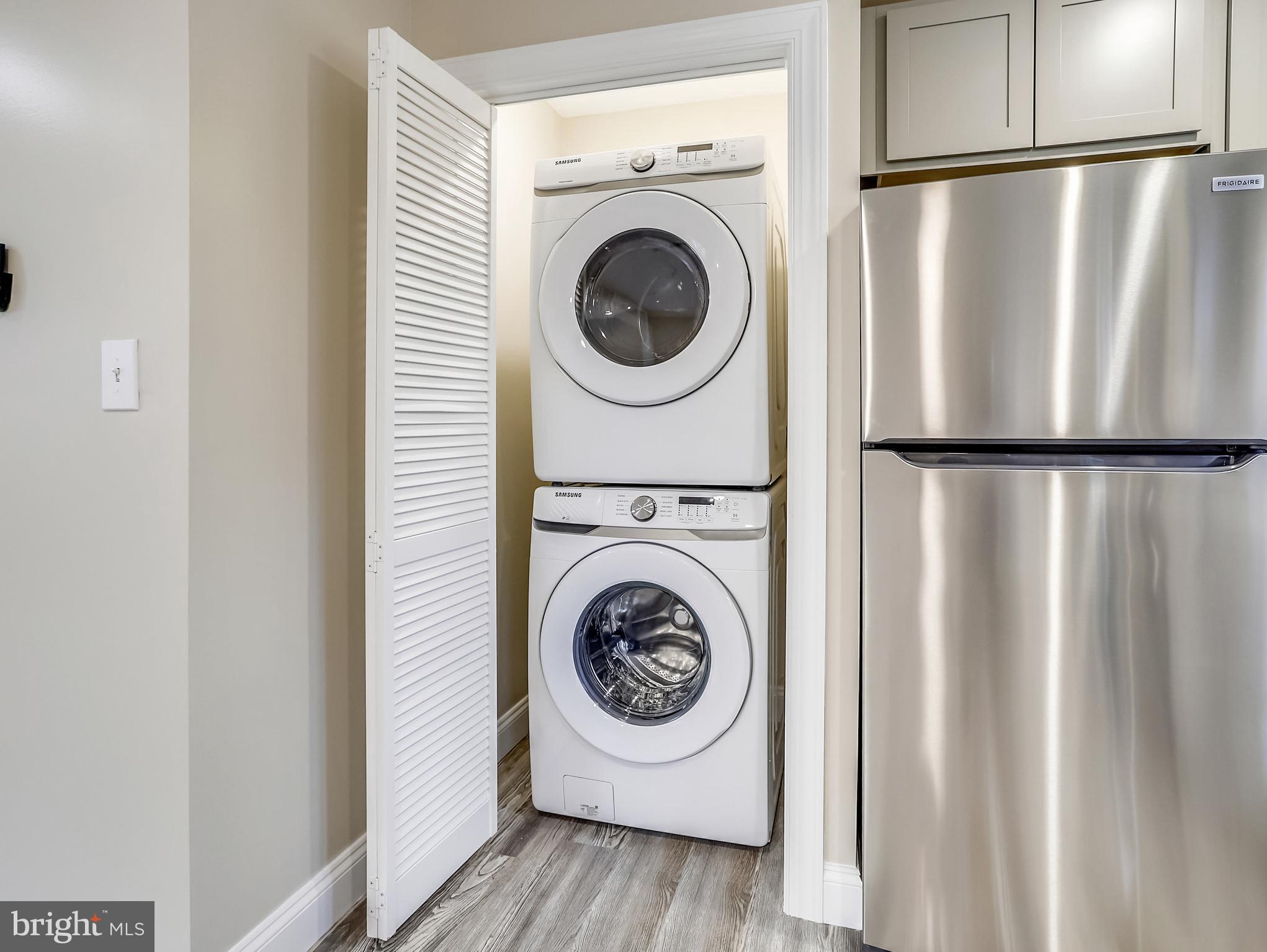 AVALON SHORES - Residential