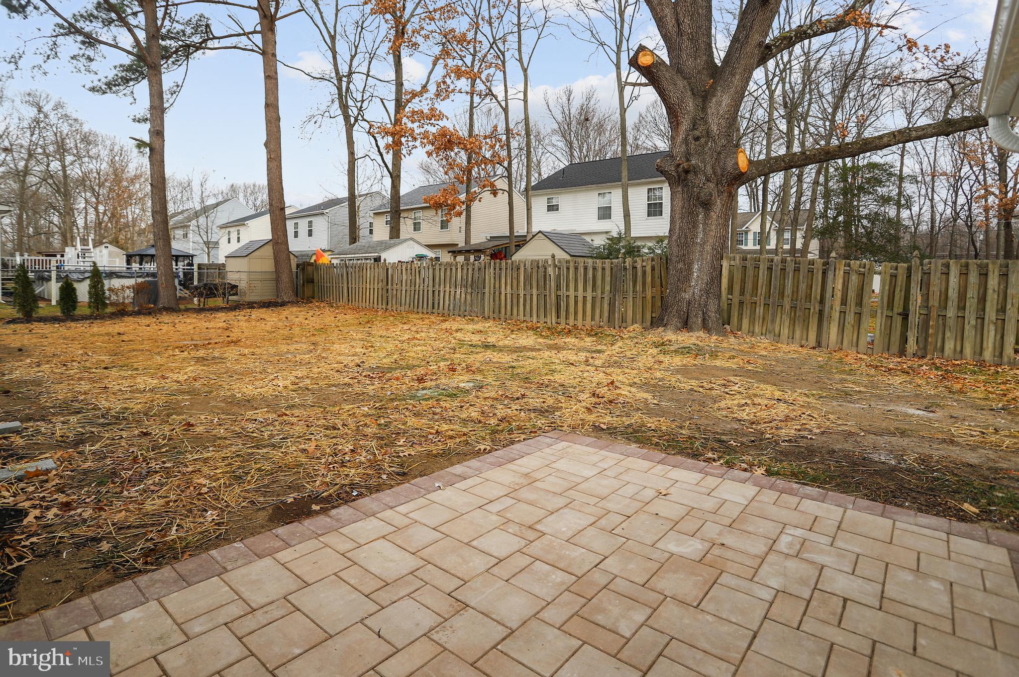 AVALON SHORES - Residential