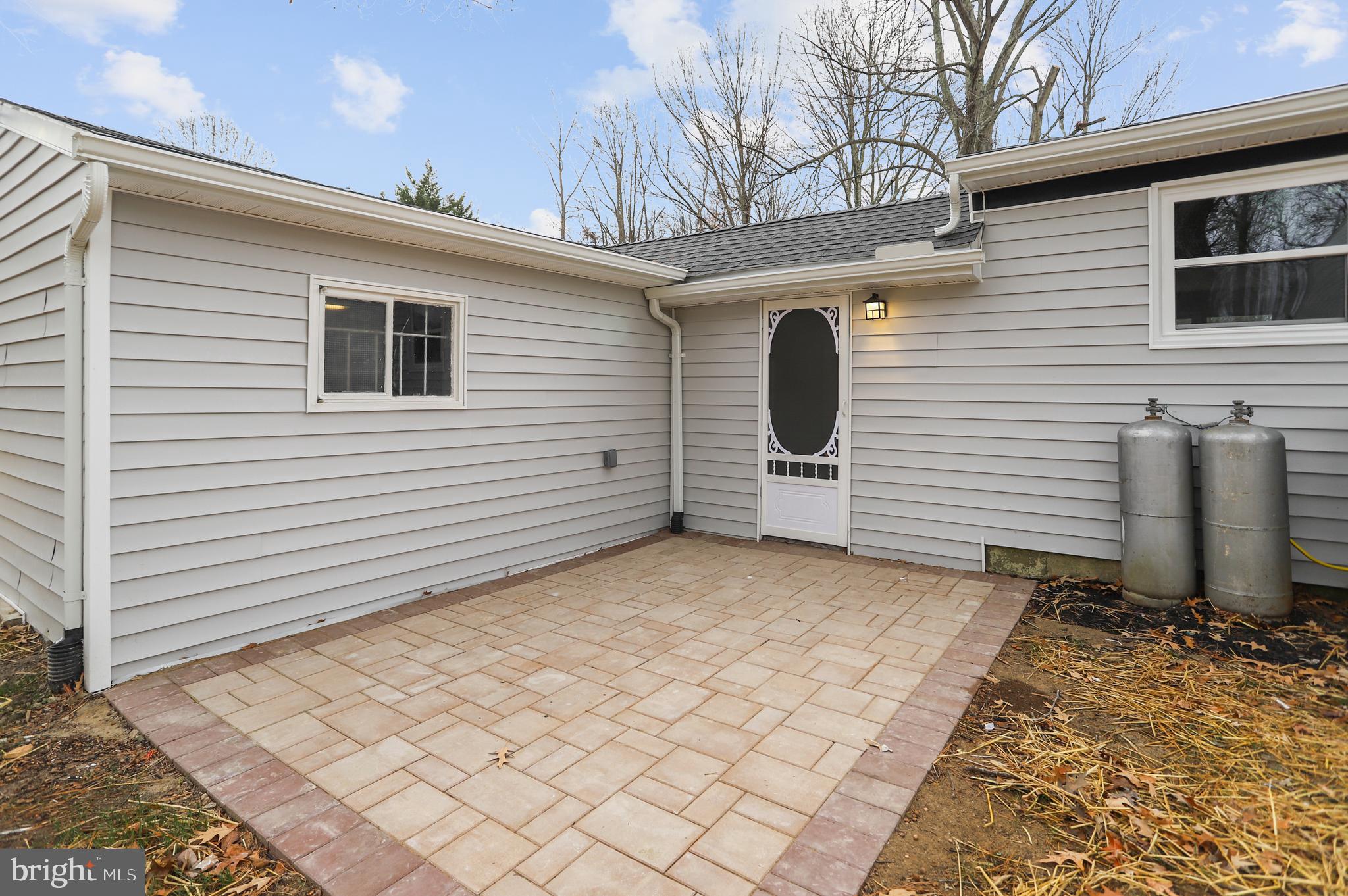 AVALON SHORES - Residential