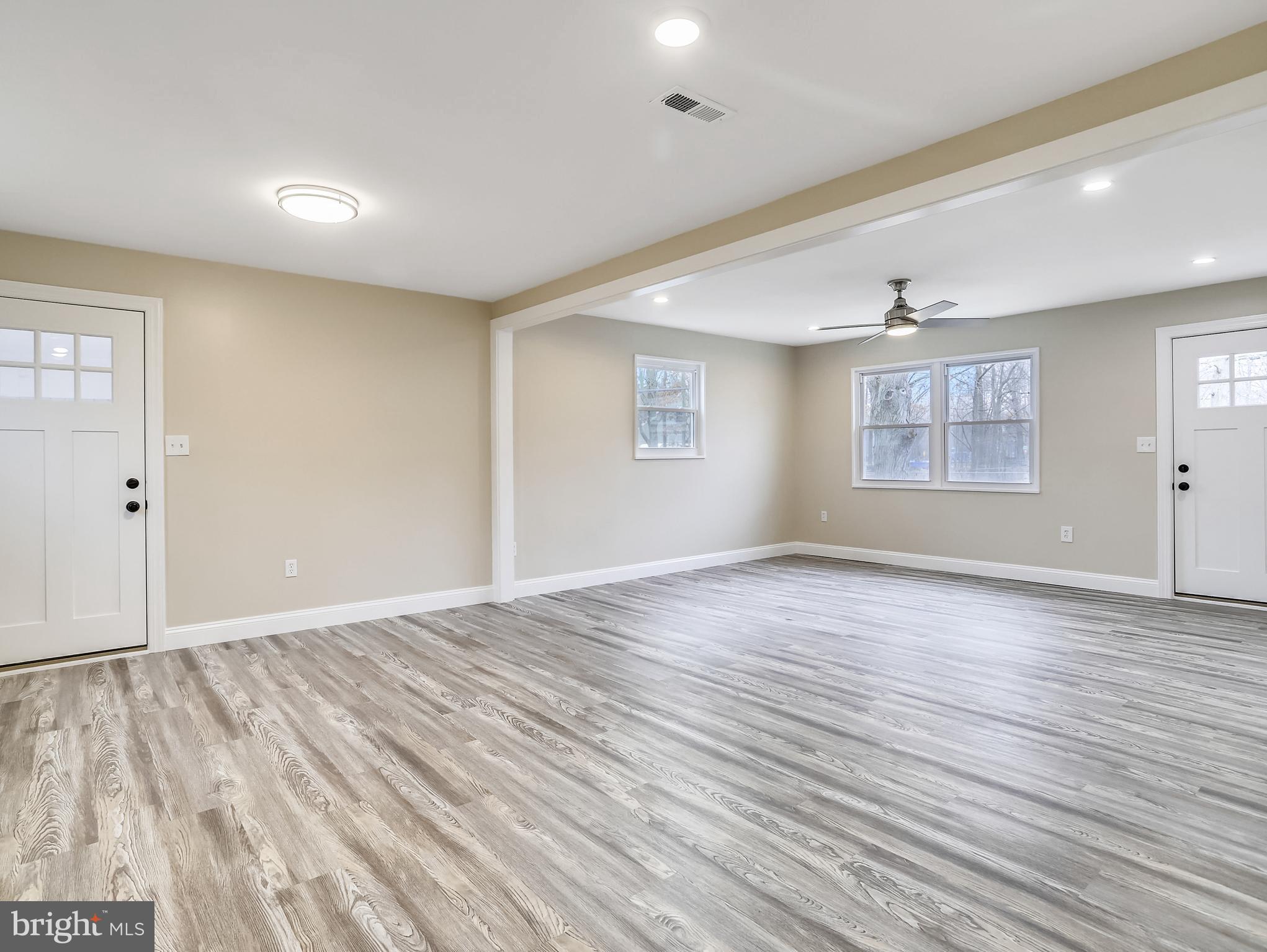 AVALON SHORES - Residential