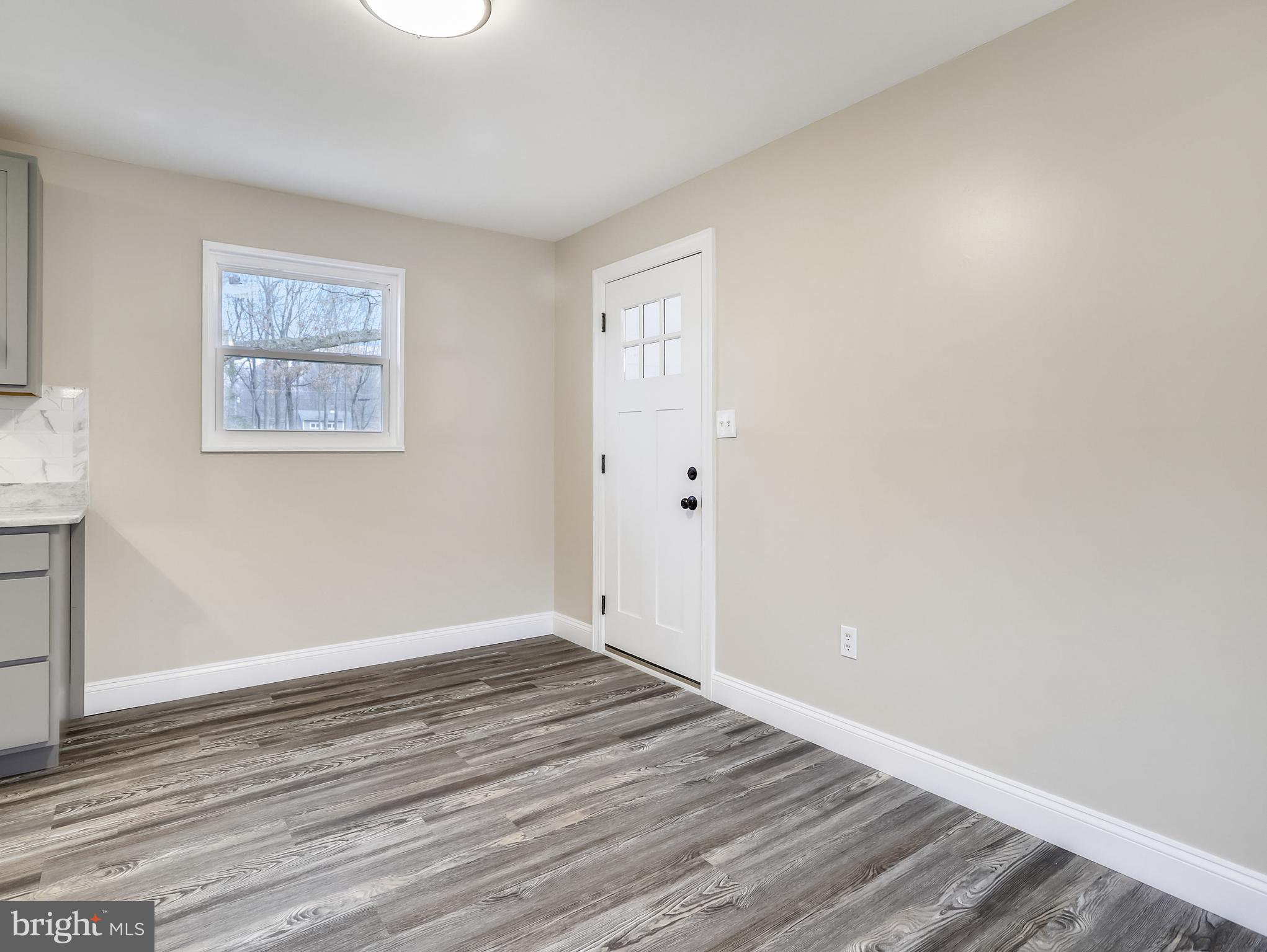 AVALON SHORES - Residential