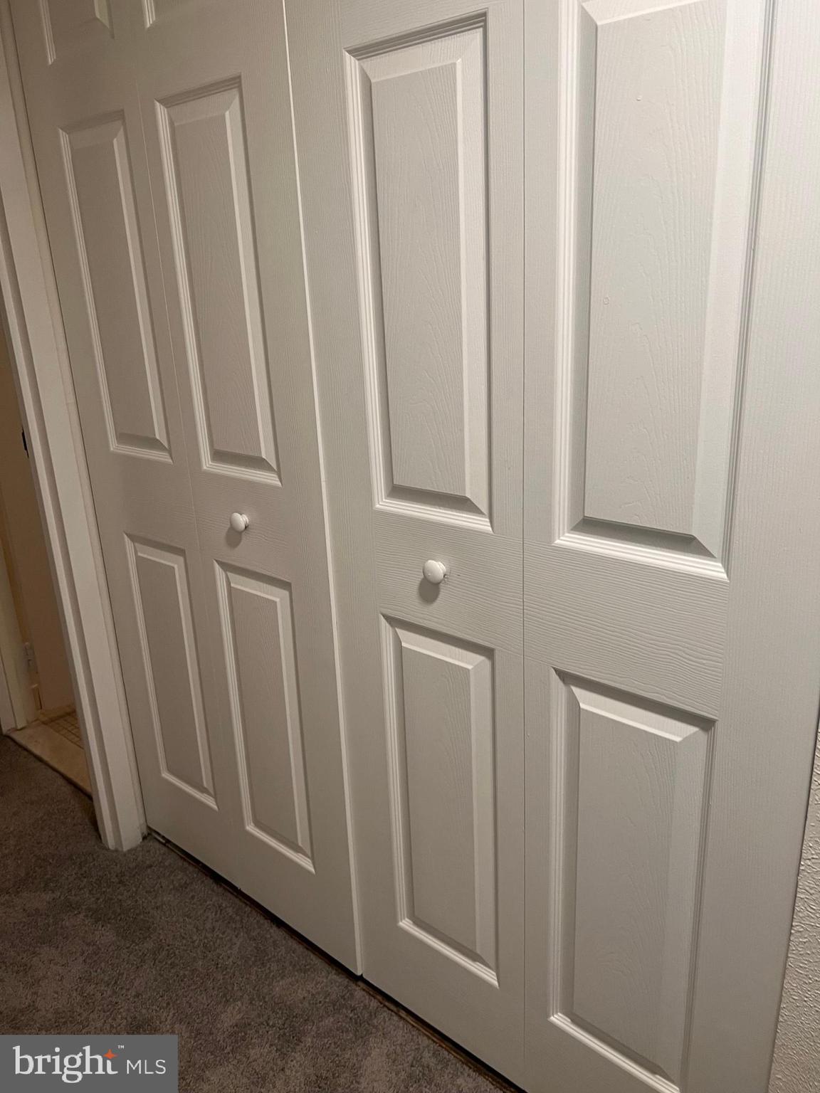 GREEN TREE RUN - Residential Lease