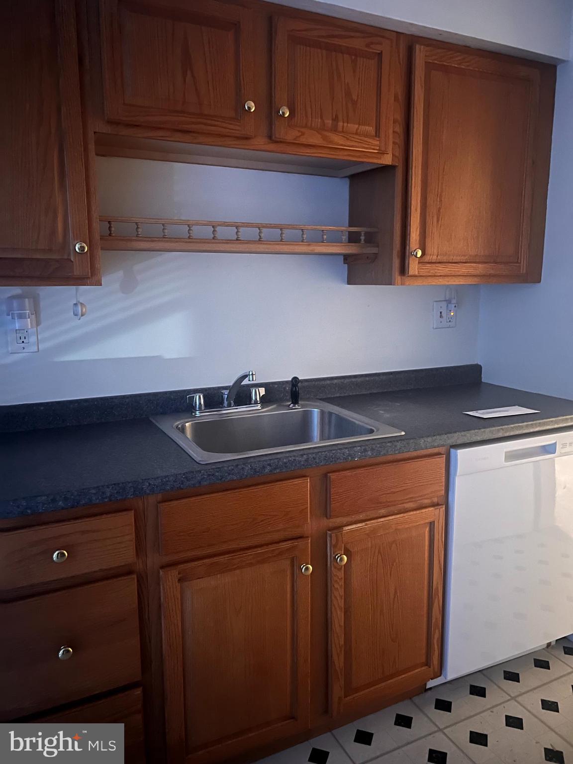 GREEN TREE RUN - Residential Lease