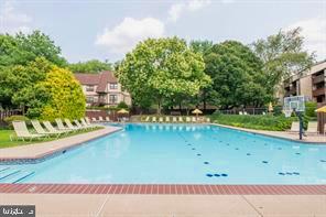 GREEN TREE RUN - Residential Lease