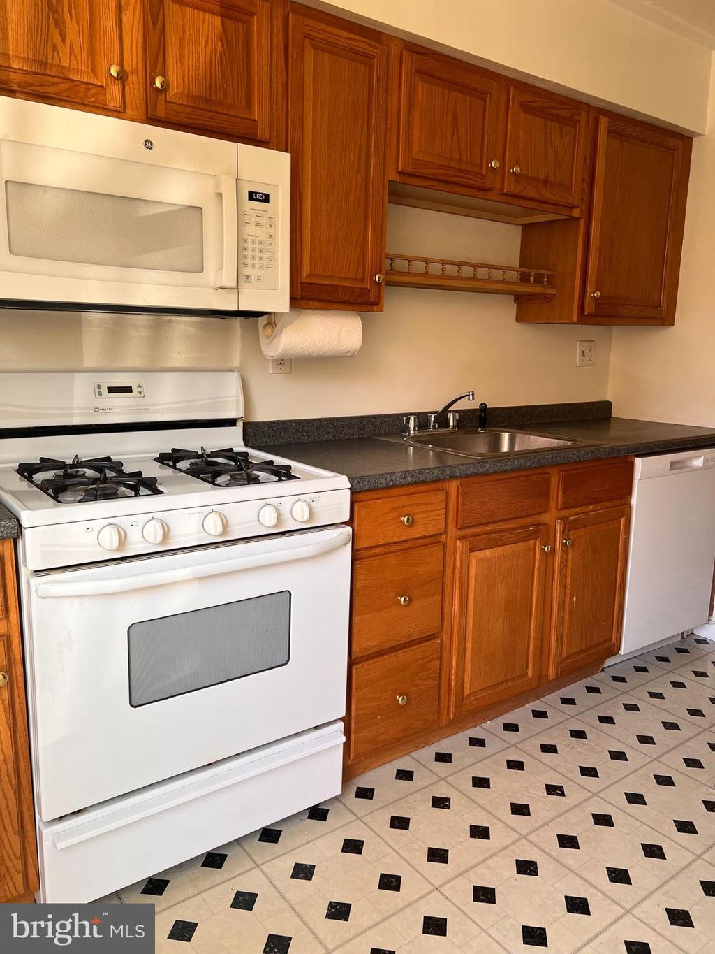 Photo of 329 Shawmont Avenue #1E6--329 F, PHILADELPHIA, PA 19128 (MLS # PAPH2556962)