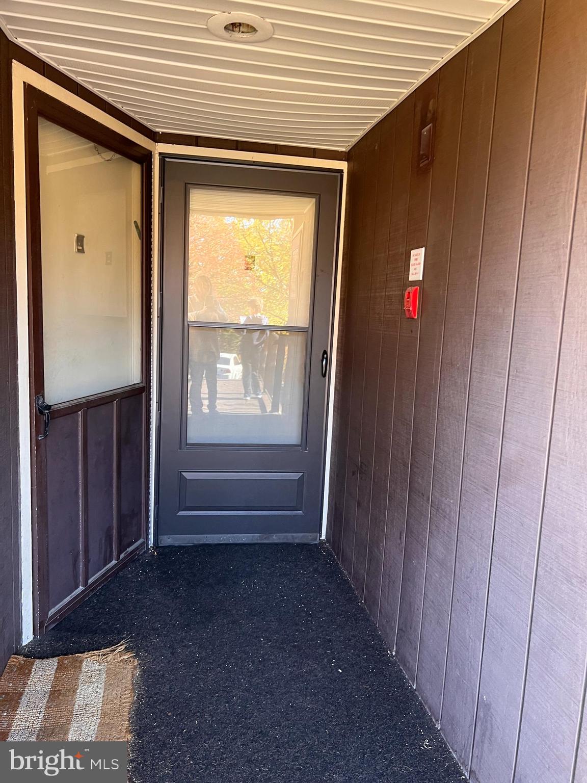 GREEN TREE RUN - Residential Lease