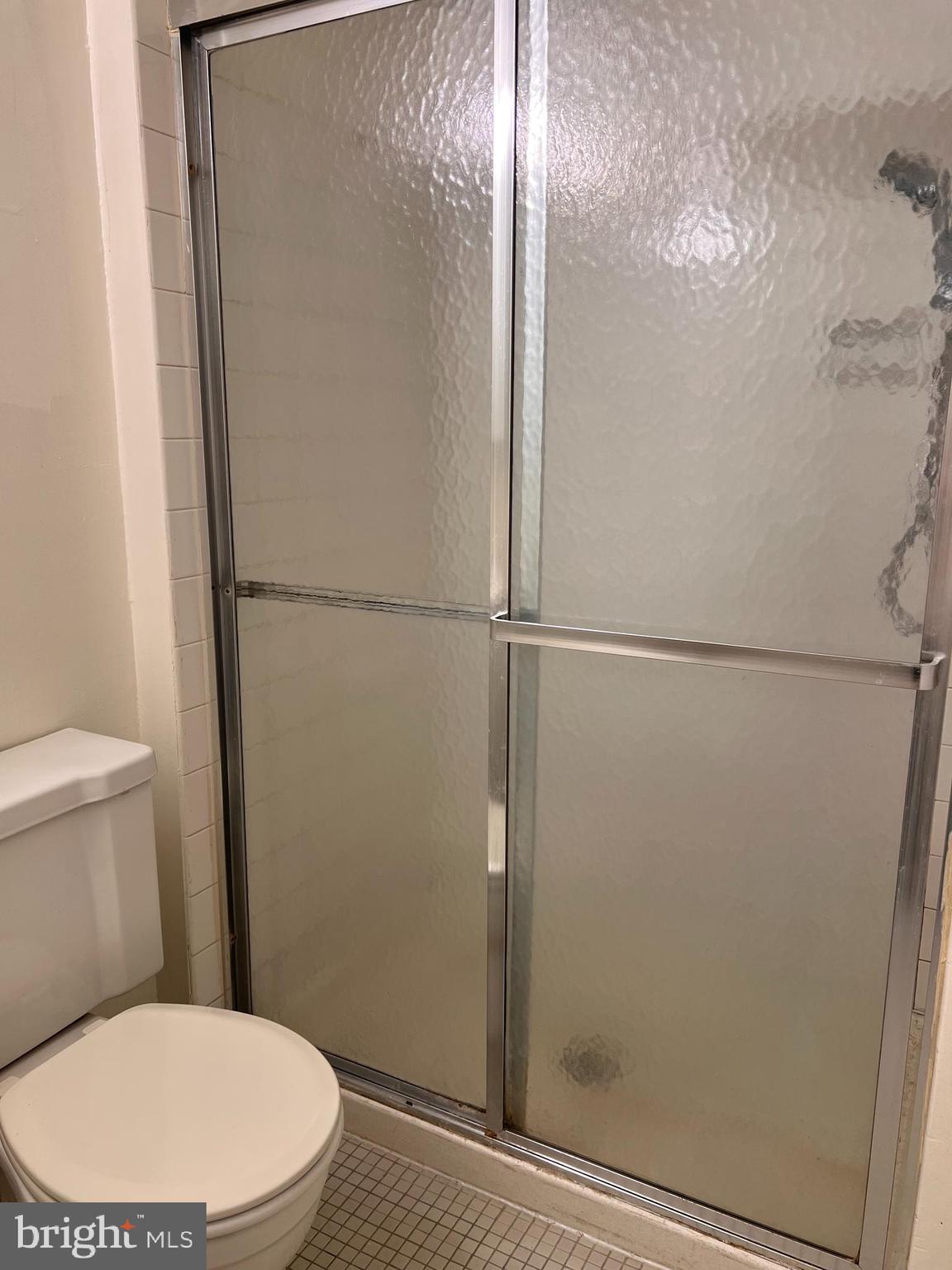 GREEN TREE RUN - Residential Lease