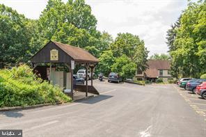 GREEN TREE RUN - Residential Lease