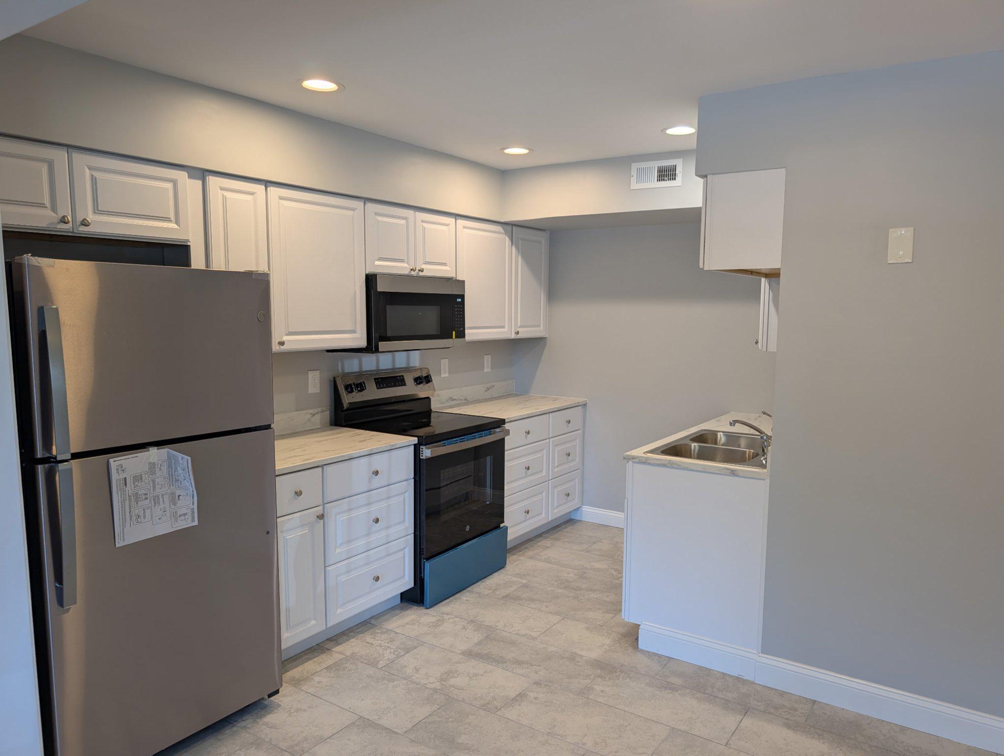 115 E KINGS HIGHWAY 218
