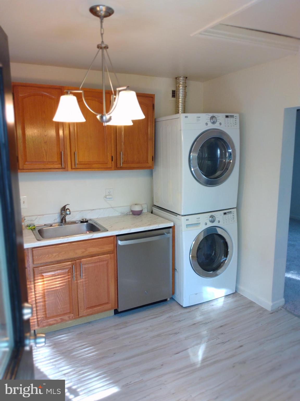 SWAN MEADOWS - Residential