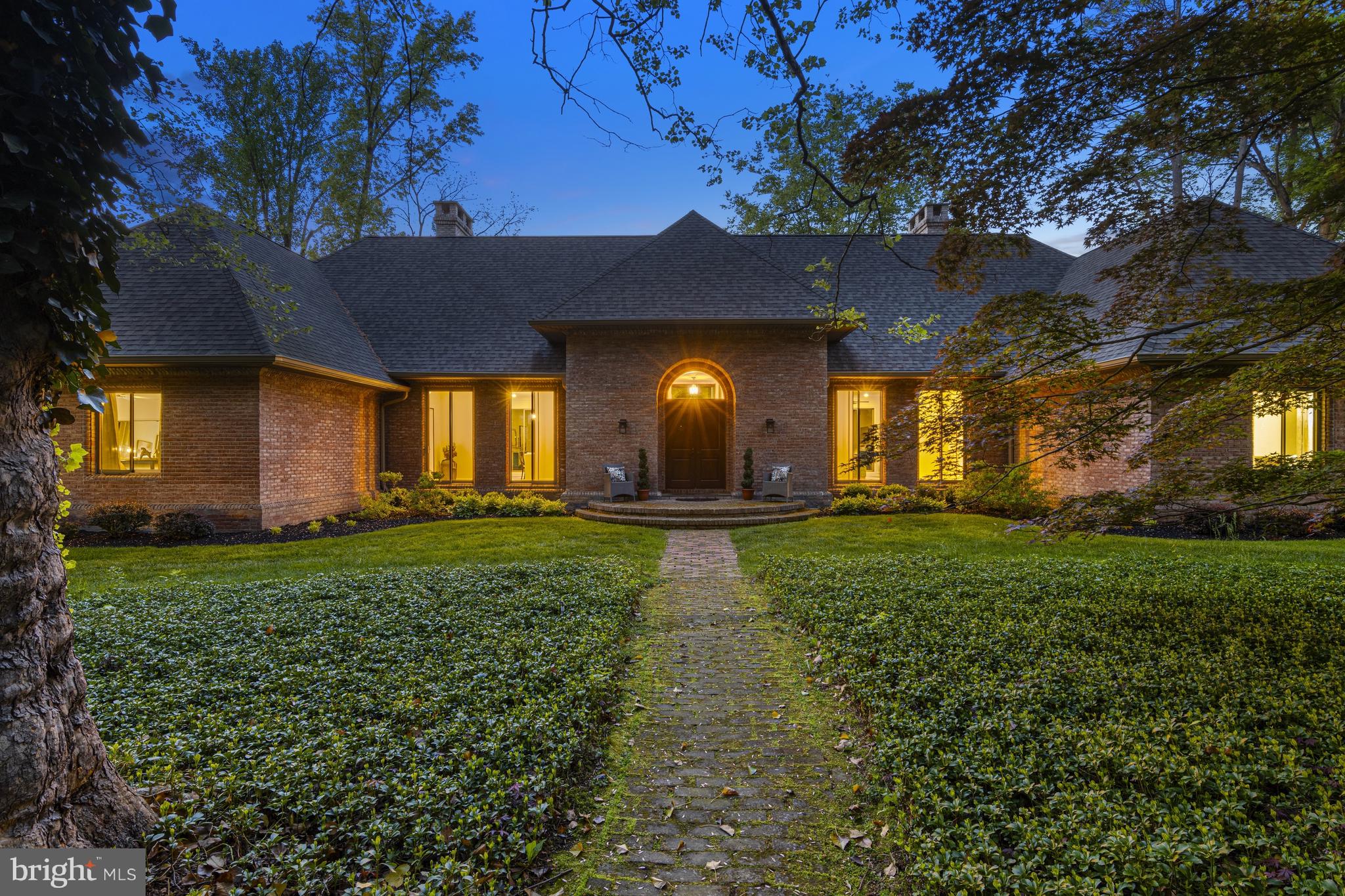3 CARRIAGE ROAD