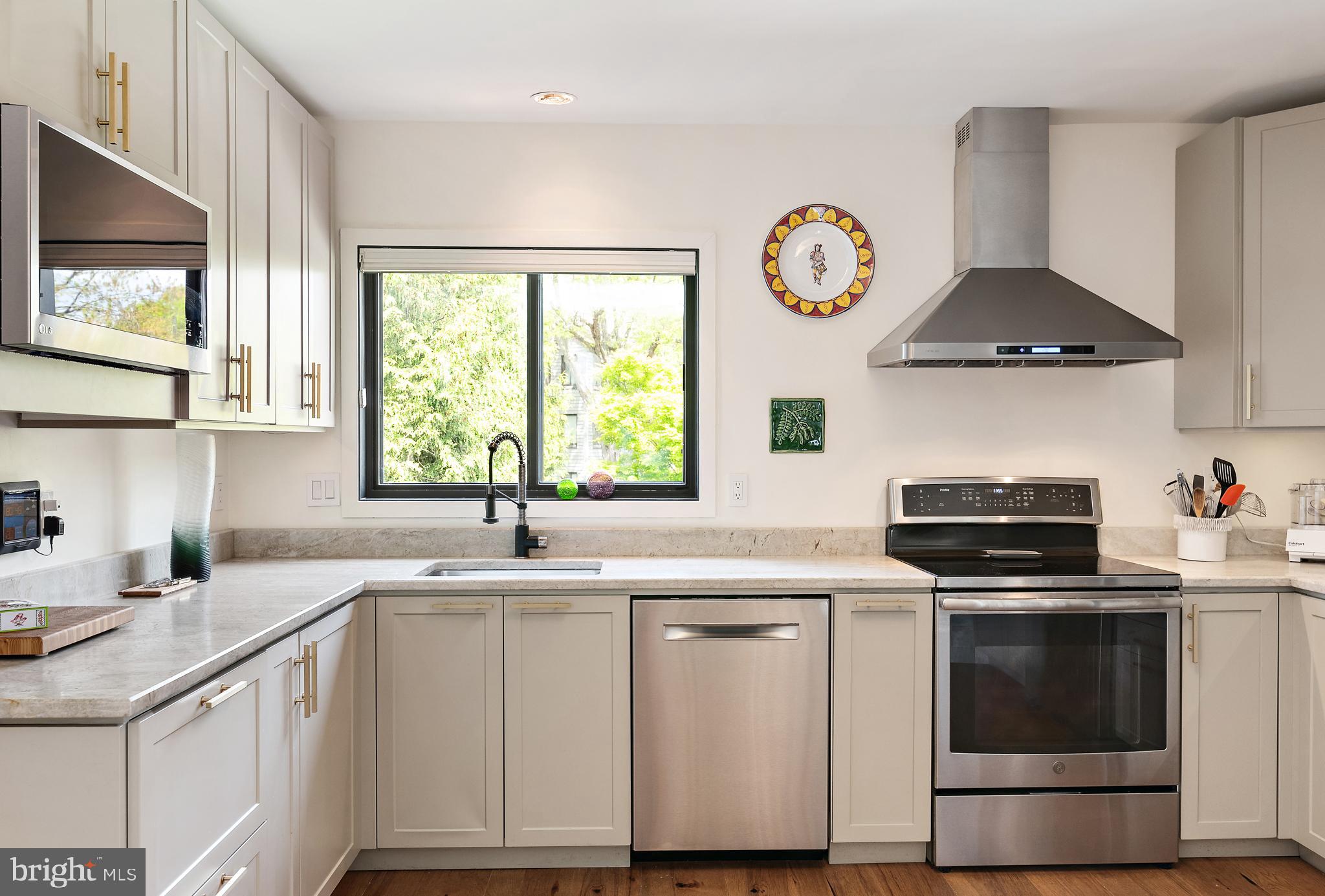SHEARWATER CONDO - Residential