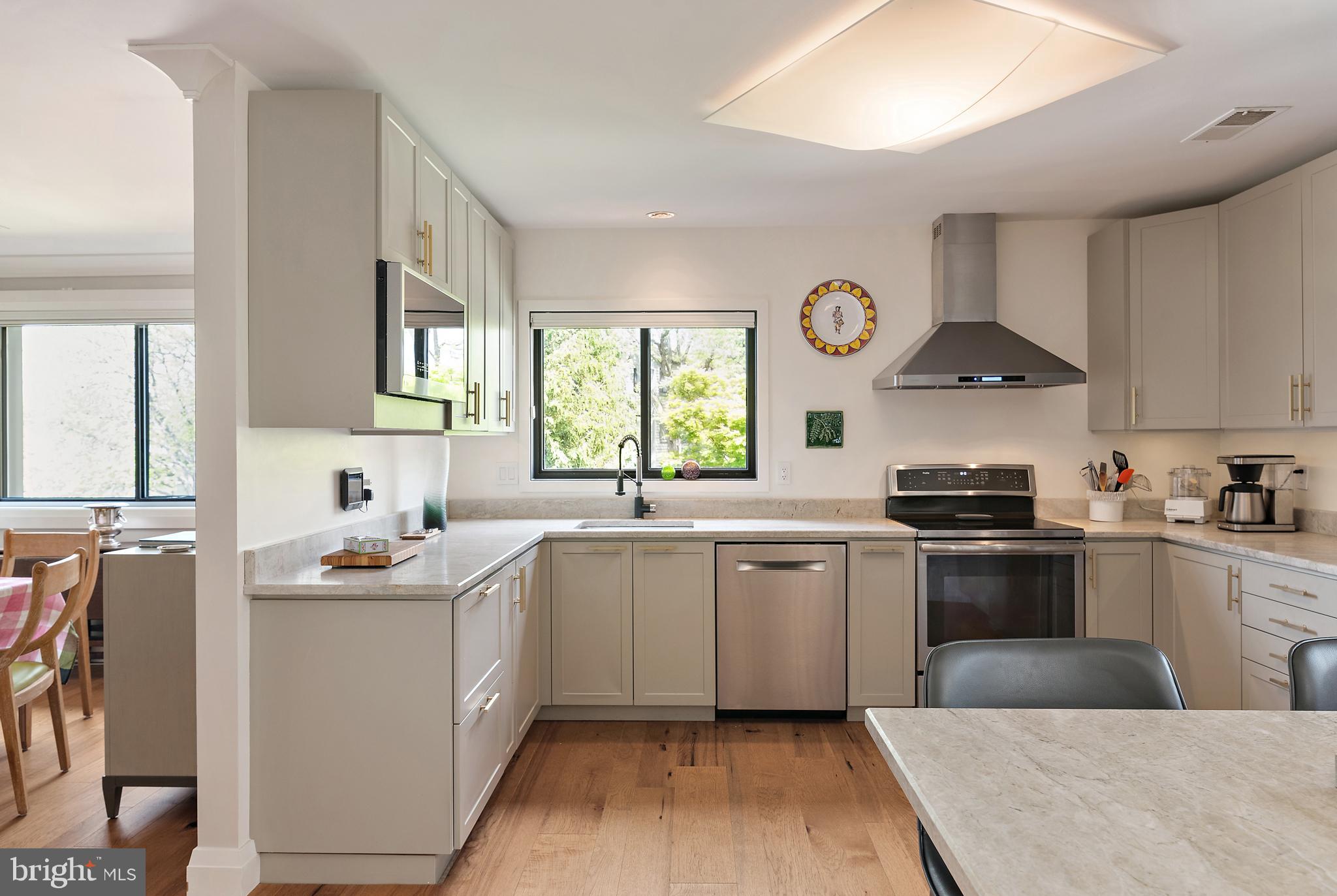 SHEARWATER CONDO - Residential
