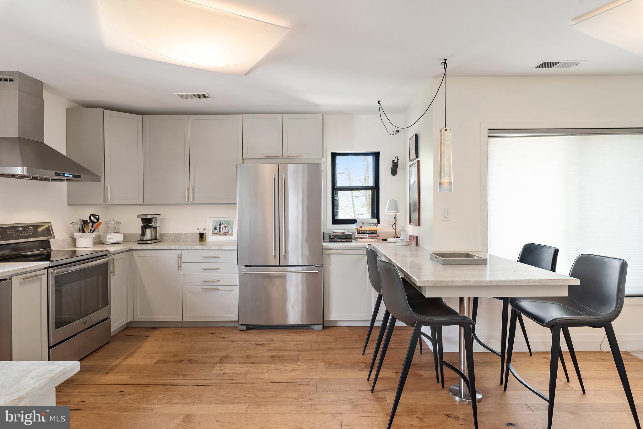 SHEARWATER CONDO - Residential