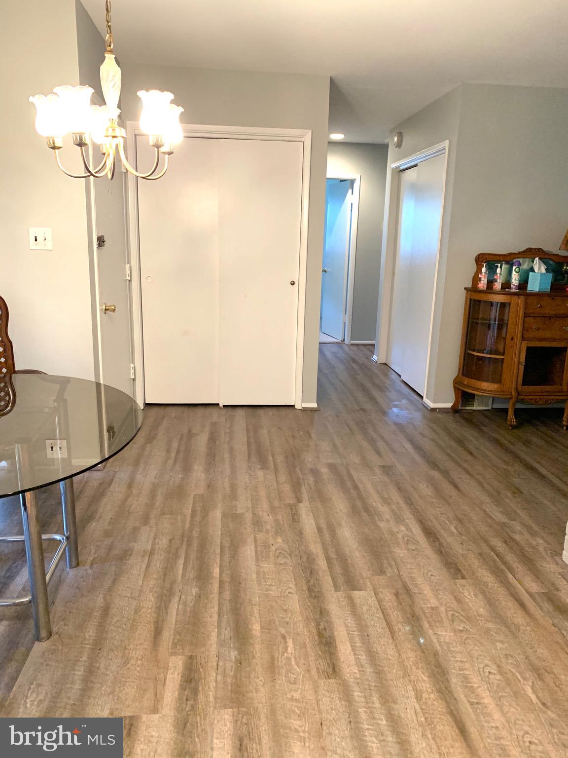 EDSALL PARK - Residential