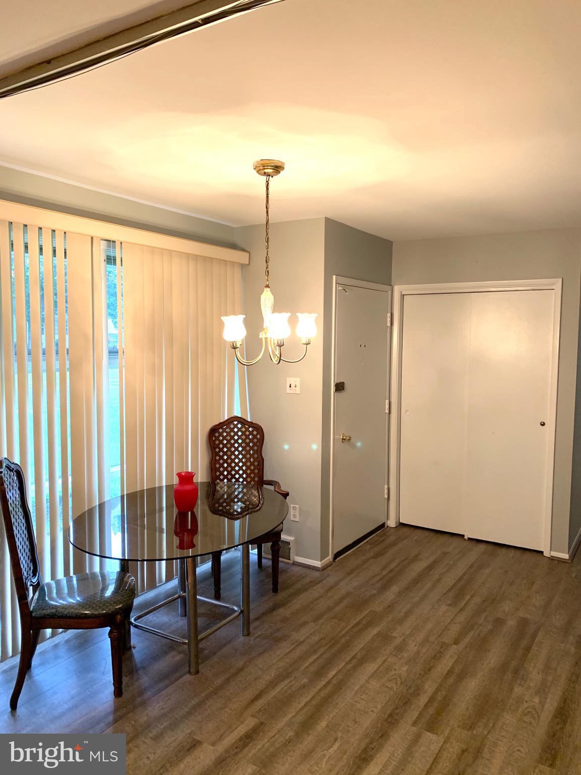 EDSALL PARK - Residential