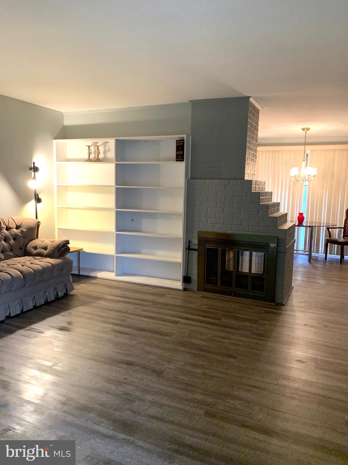 EDSALL PARK - Residential