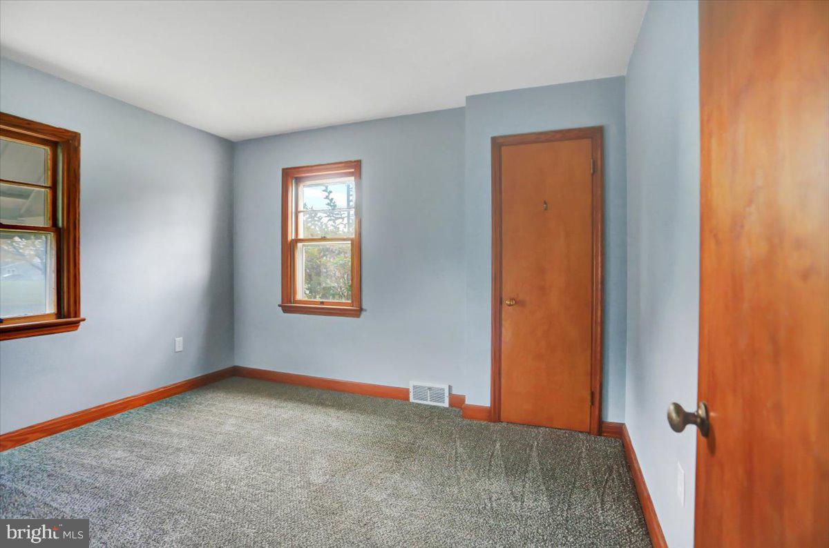 ST THOMAS VILLAG - Residential