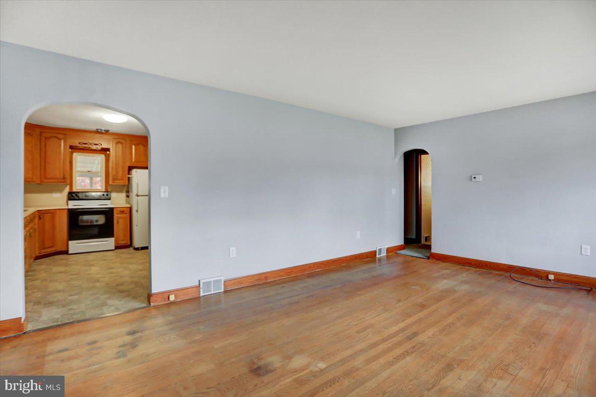 ST THOMAS VILLAG - Residential