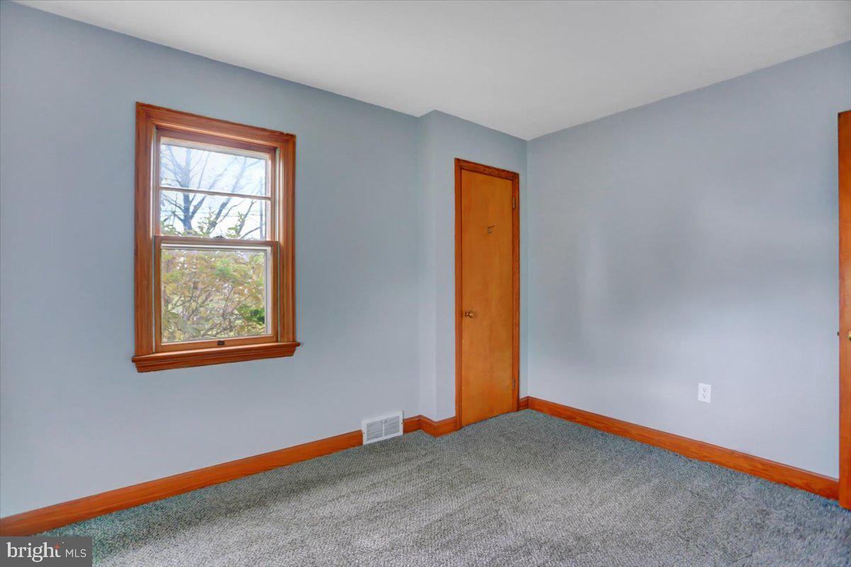 ST THOMAS VILLAG - Residential