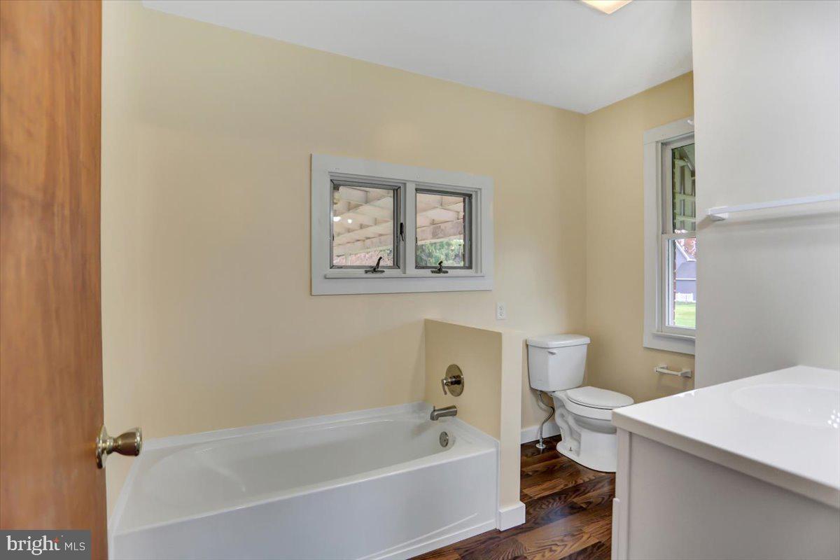 ST THOMAS VILLAG - Residential