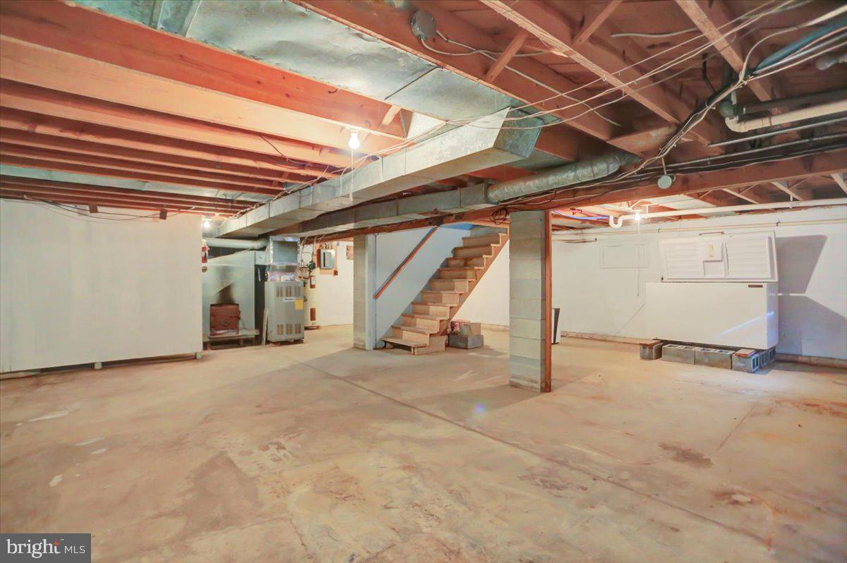 ST THOMAS VILLAG - Residential