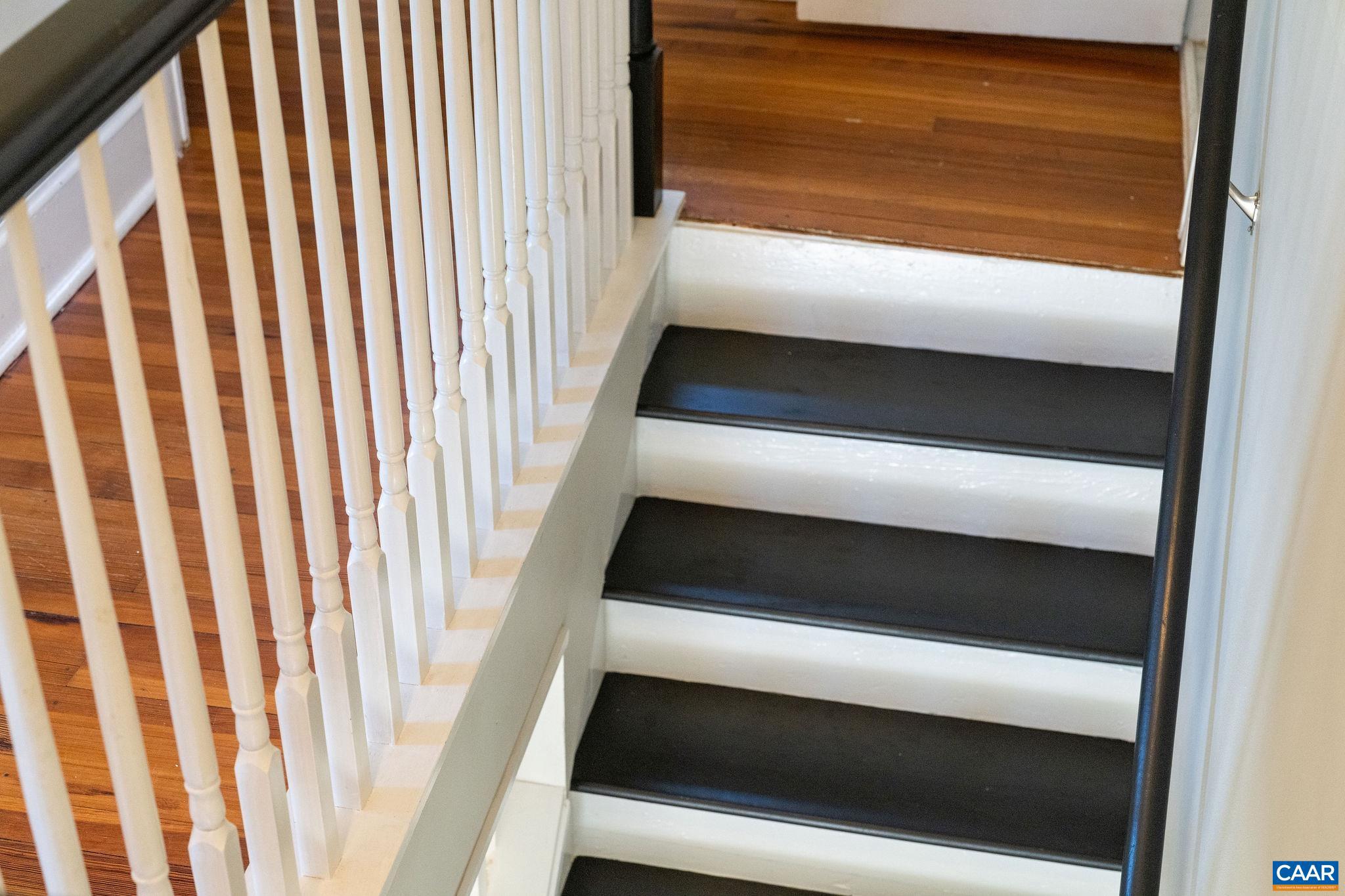 LOCUST GROVE - Residential