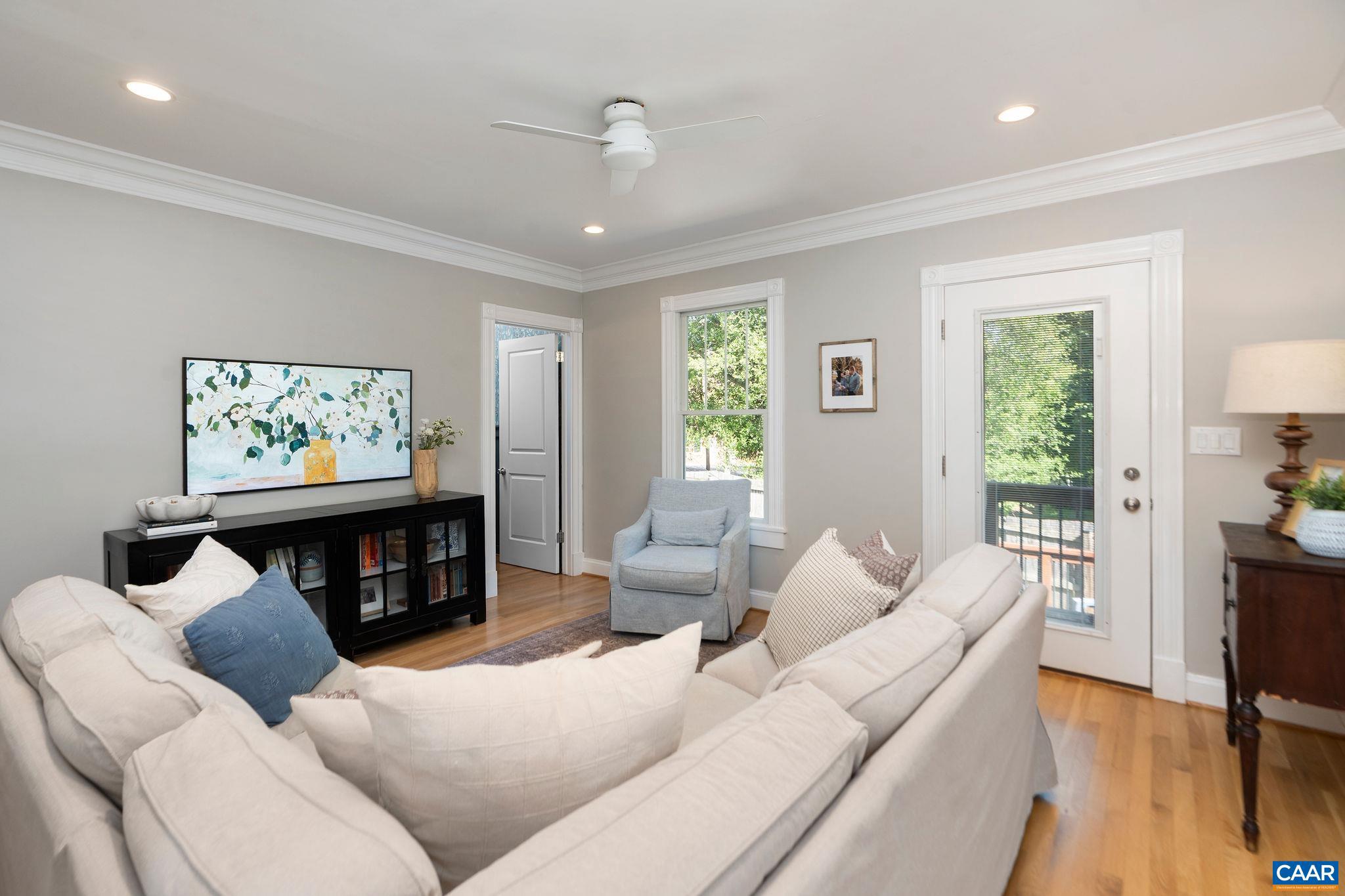 LOCUST GROVE - Residential