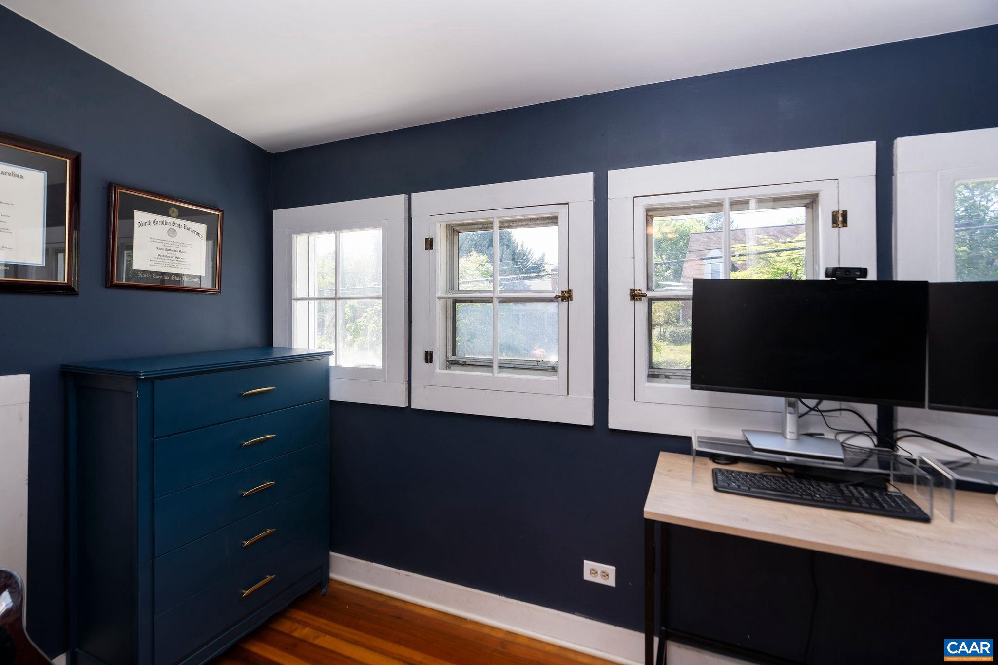 LOCUST GROVE - Residential