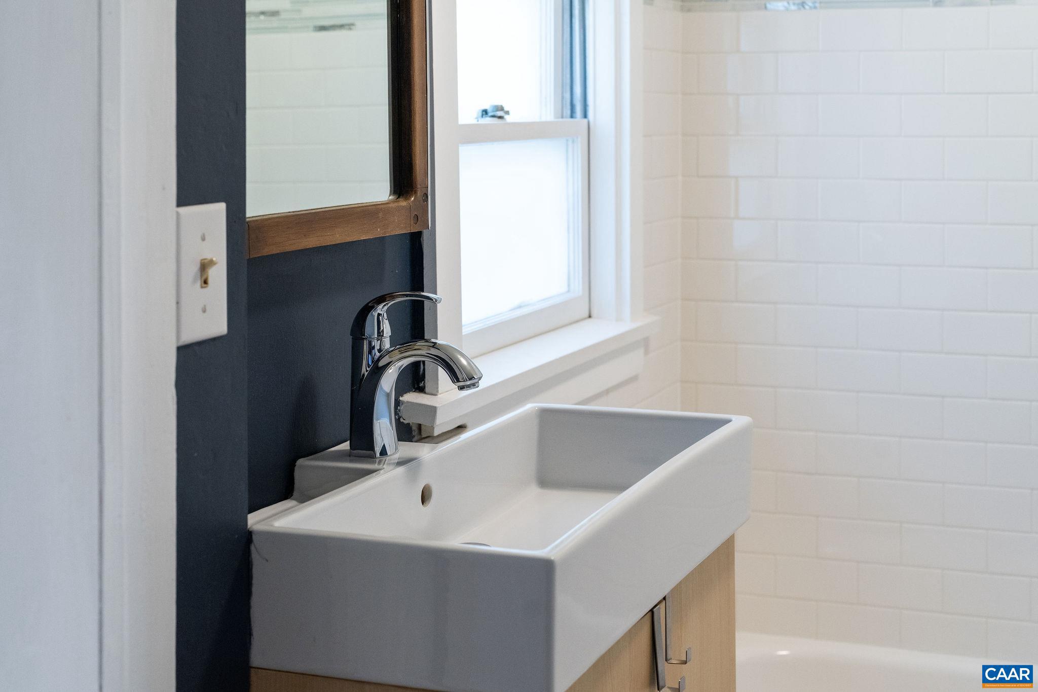 LOCUST GROVE - Residential