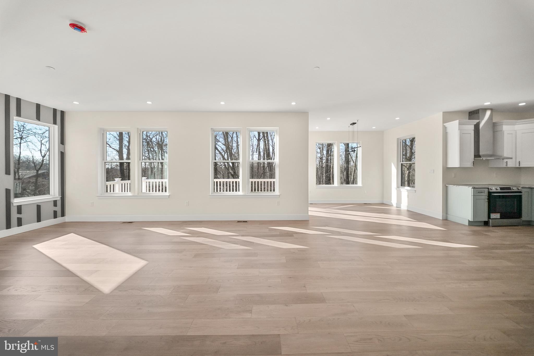 NON AVAILABLE - Residential