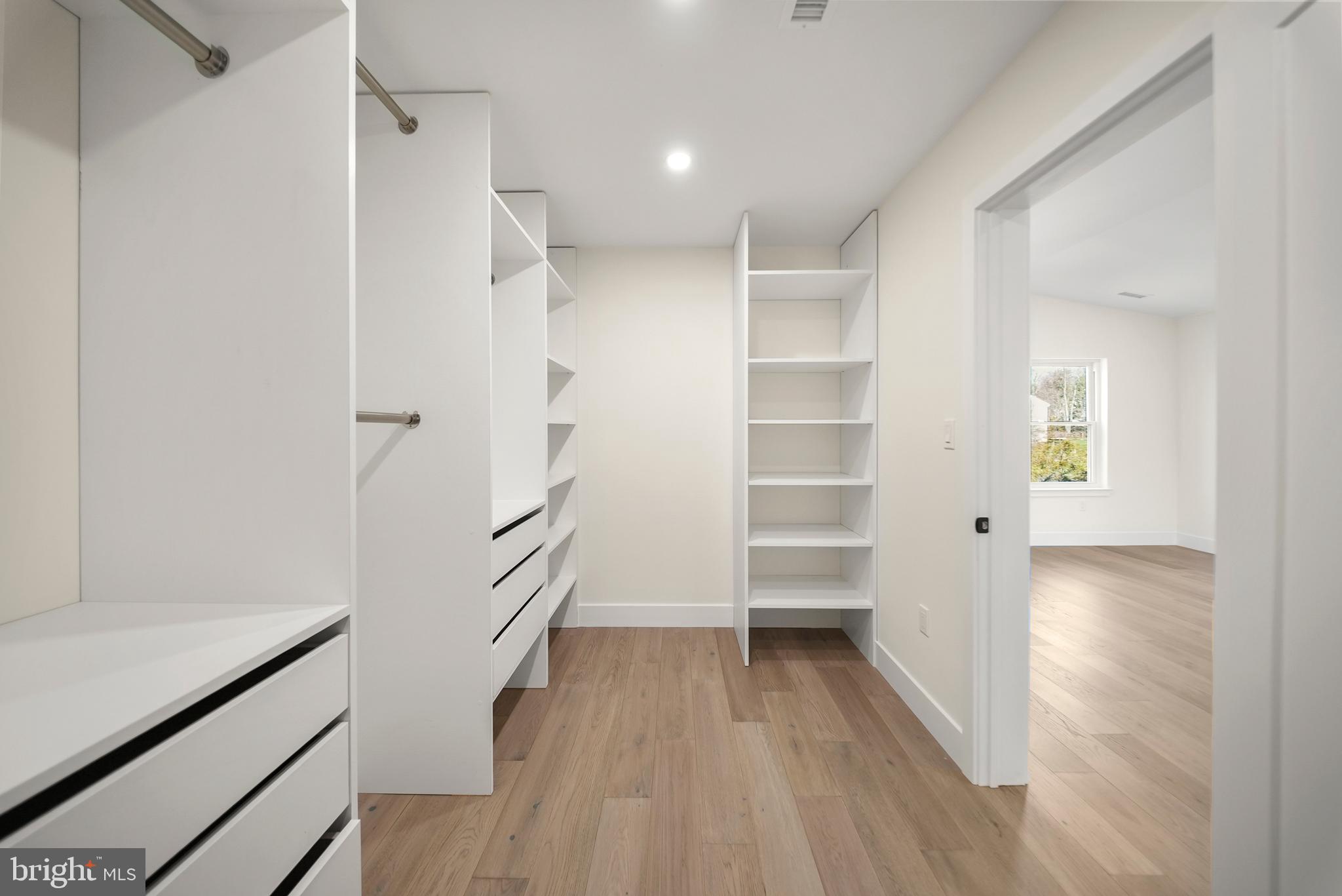 NON AVAILABLE - Residential