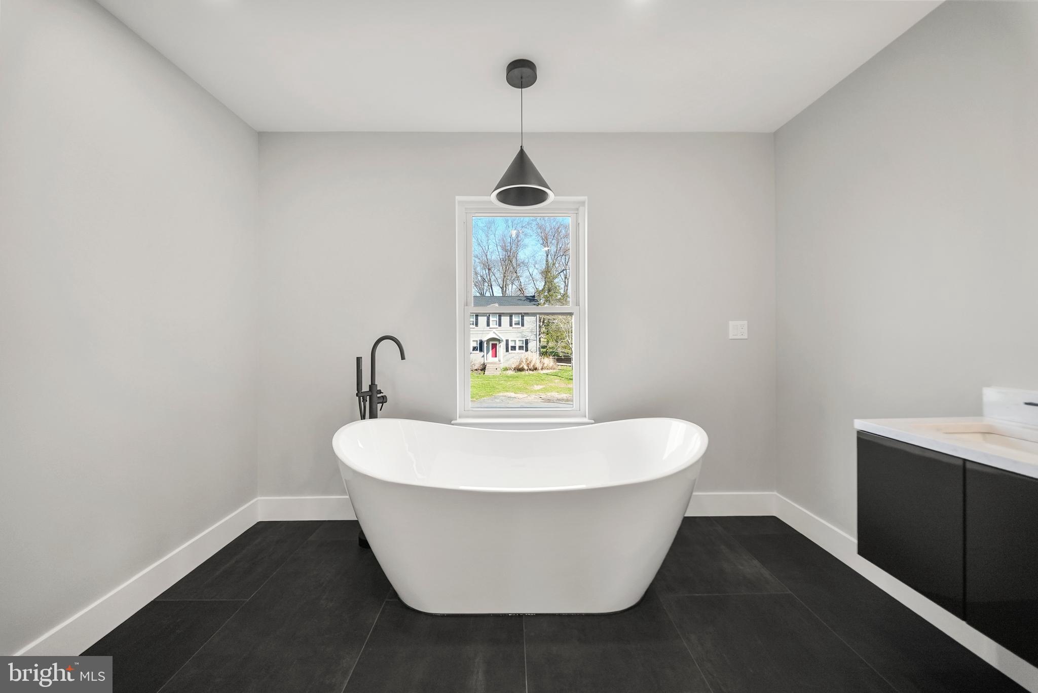 NON AVAILABLE - Residential