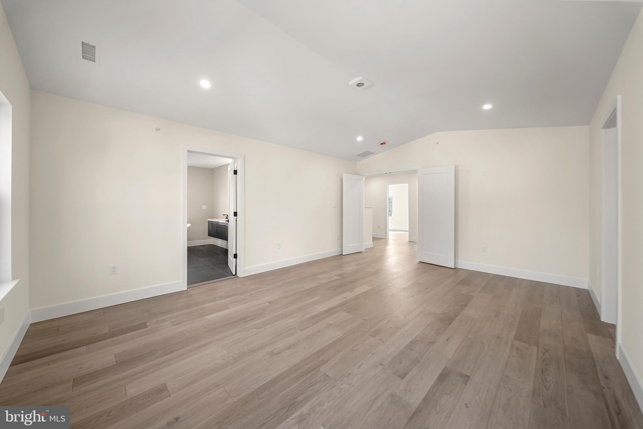 NON AVAILABLE - Residential