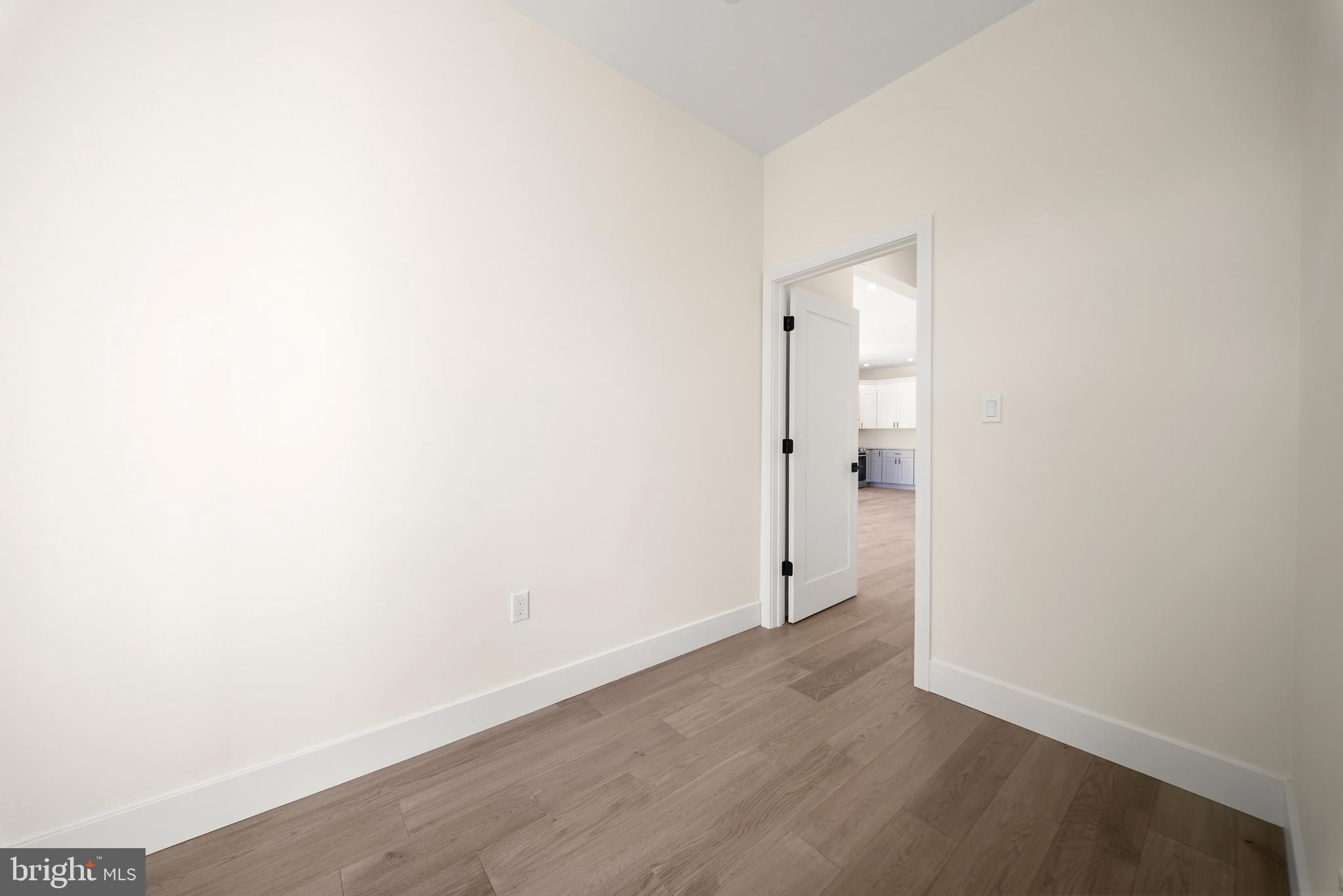 NON AVAILABLE - Residential