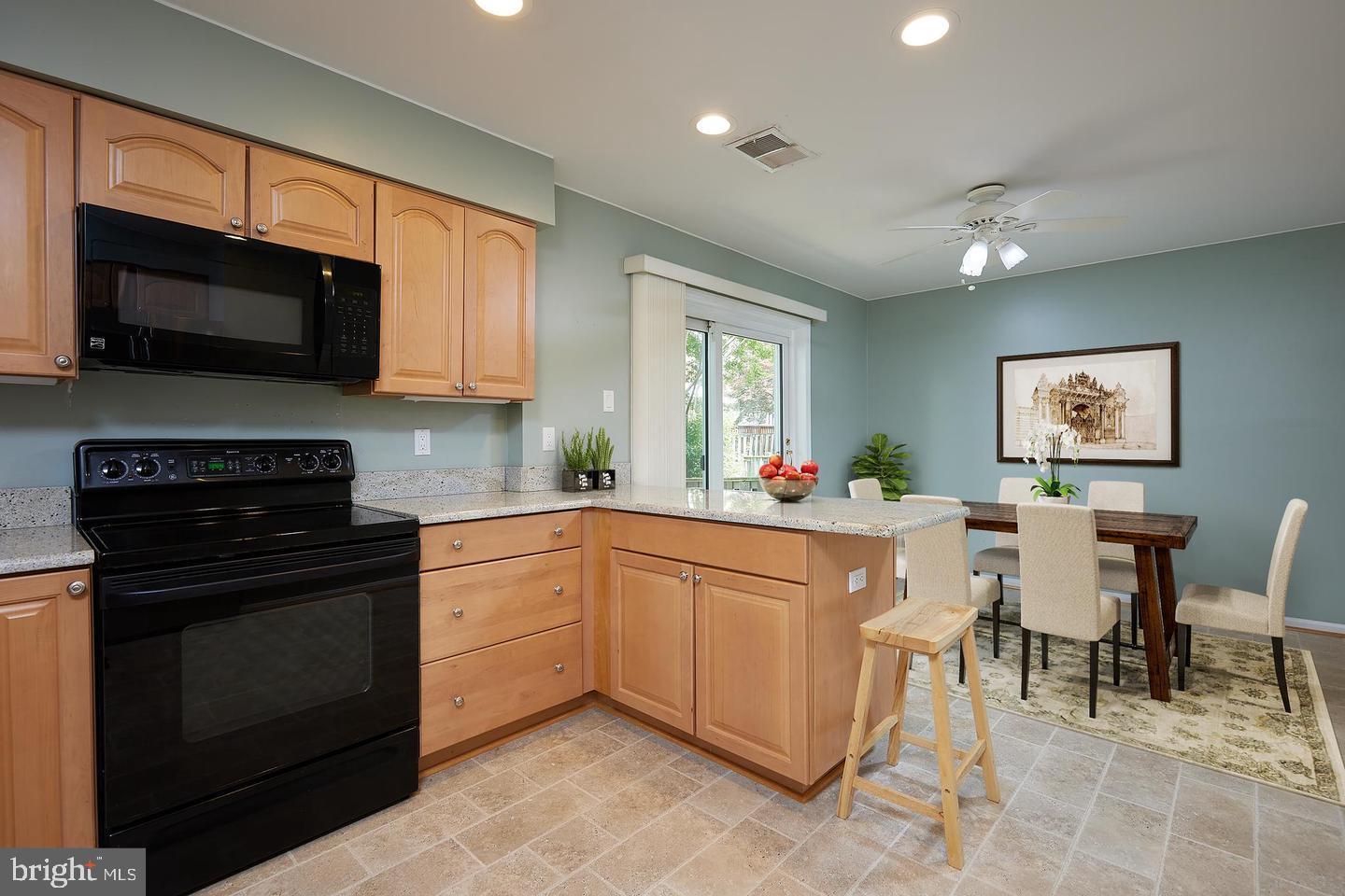 MOUNT VERNON SQUARE - Residential Lease