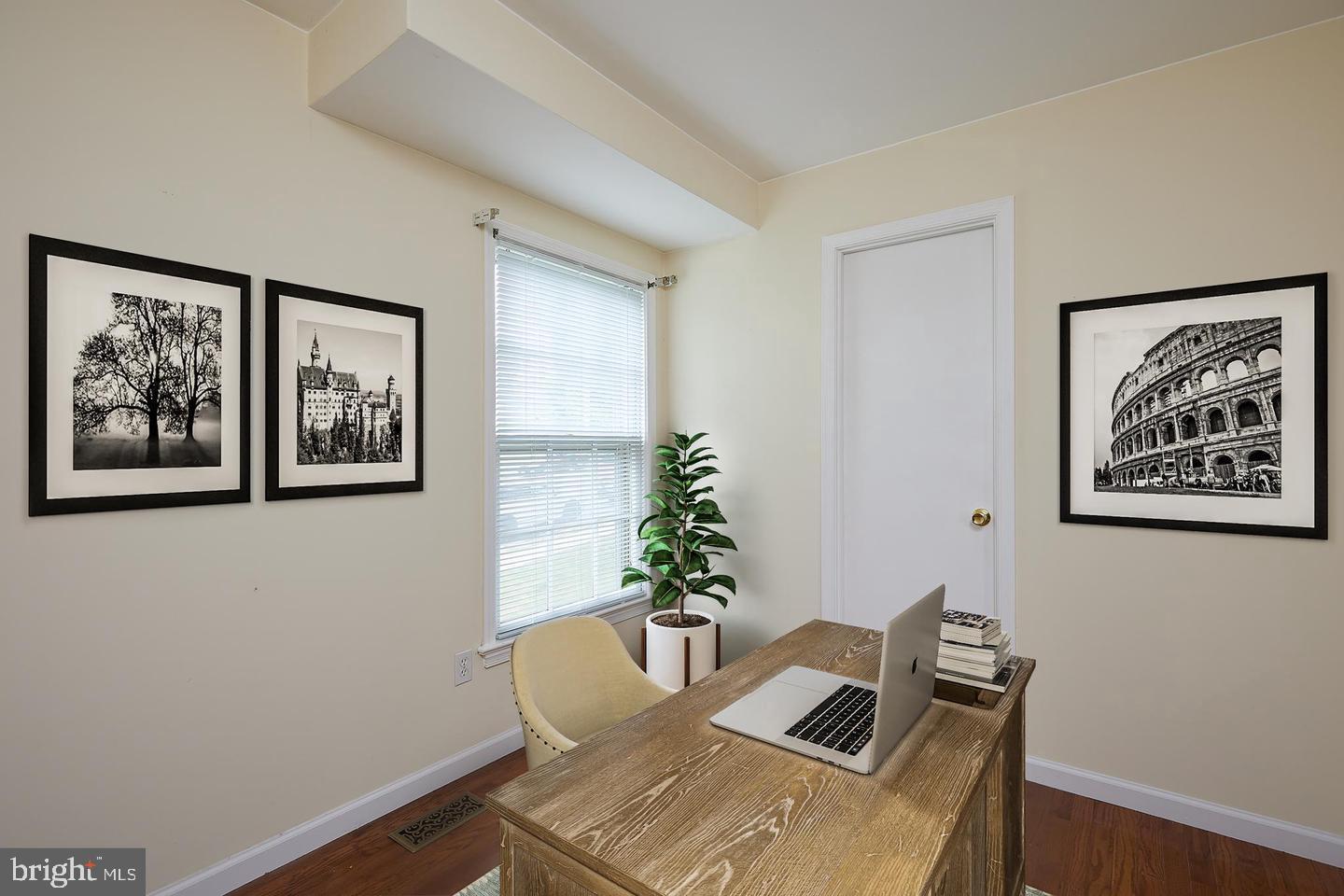 MOUNT VERNON SQUARE - Residential Lease