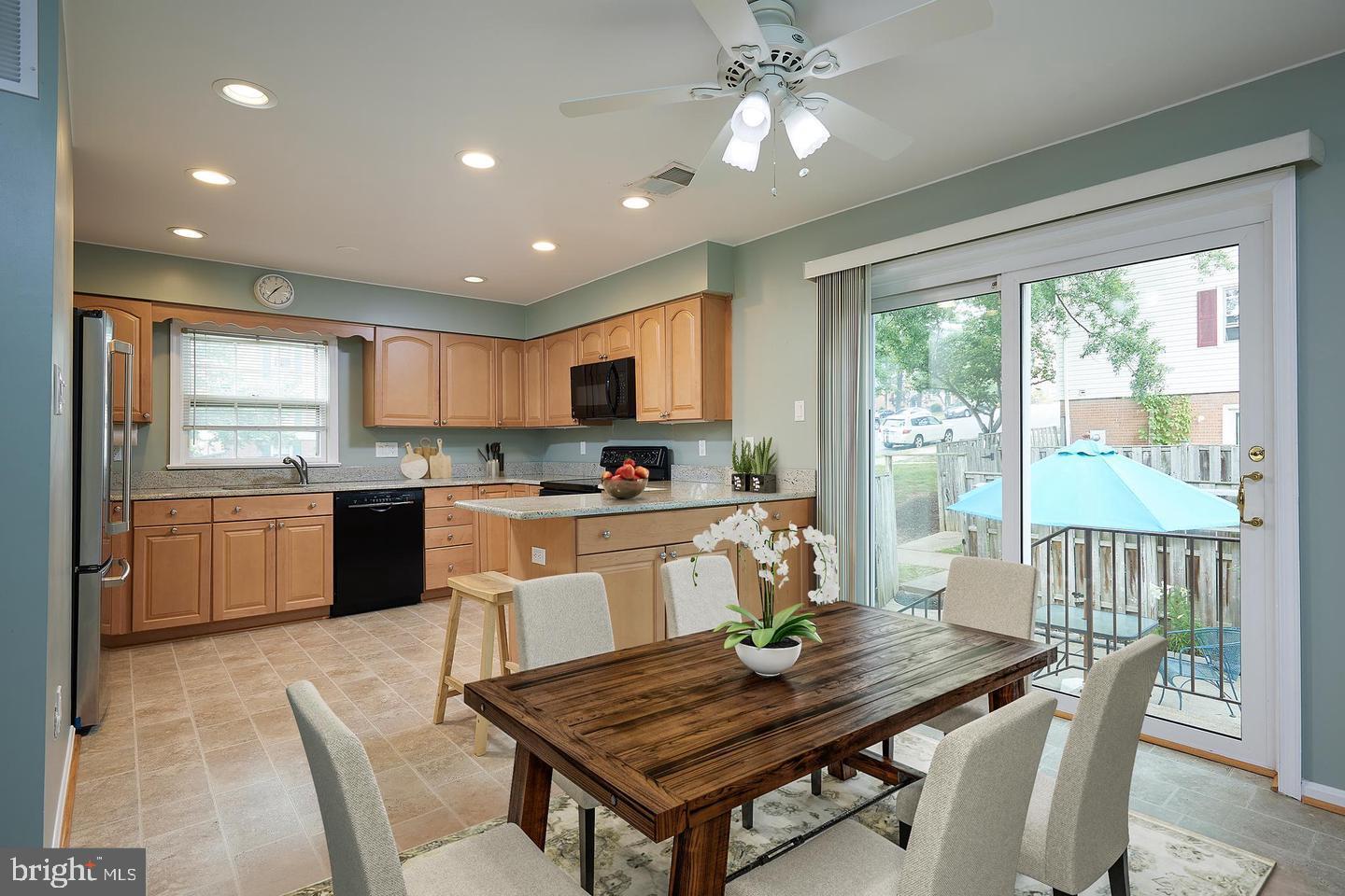 MOUNT VERNON SQUARE - Residential Lease