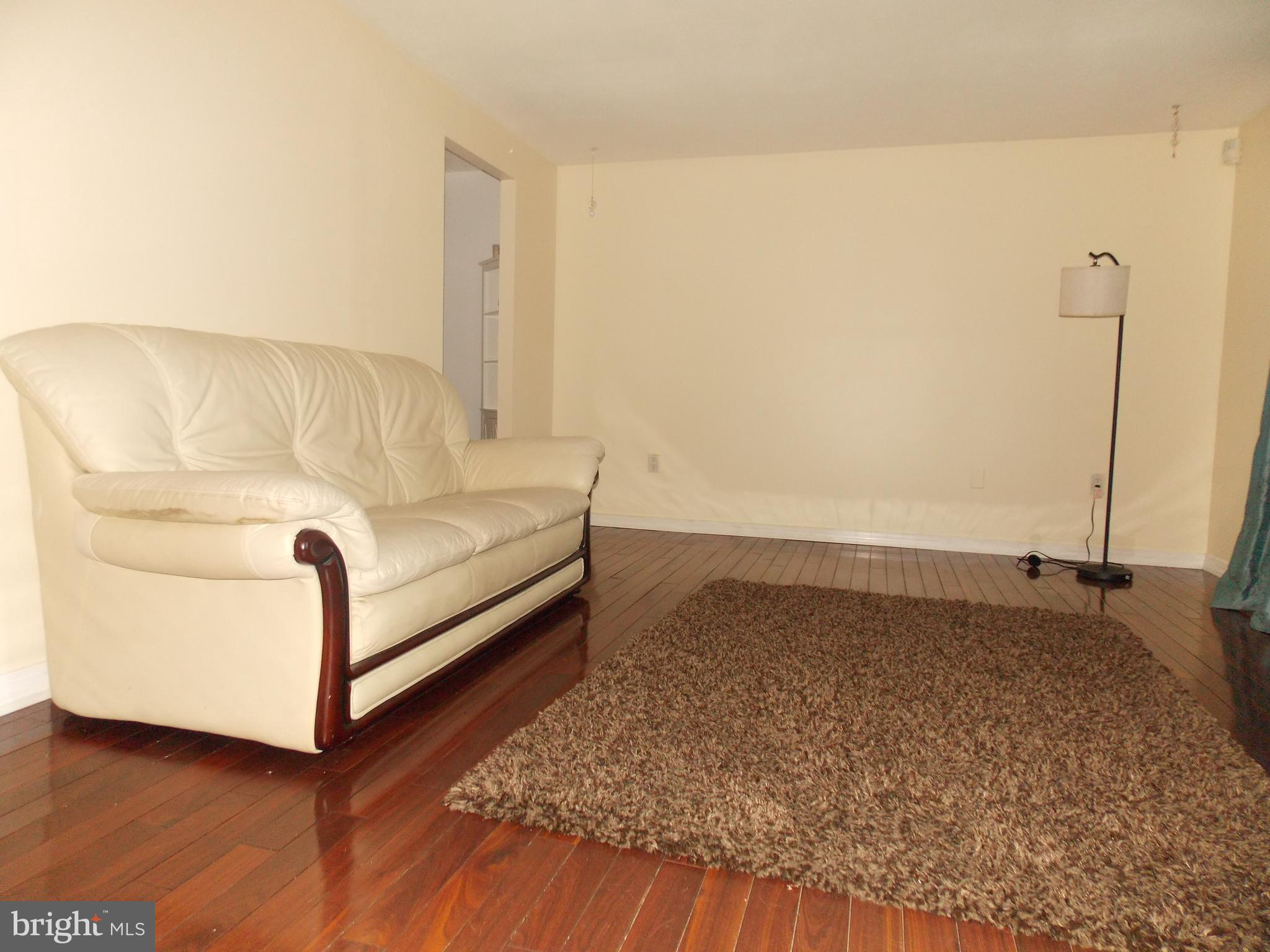 4667 TEMPLE COURT