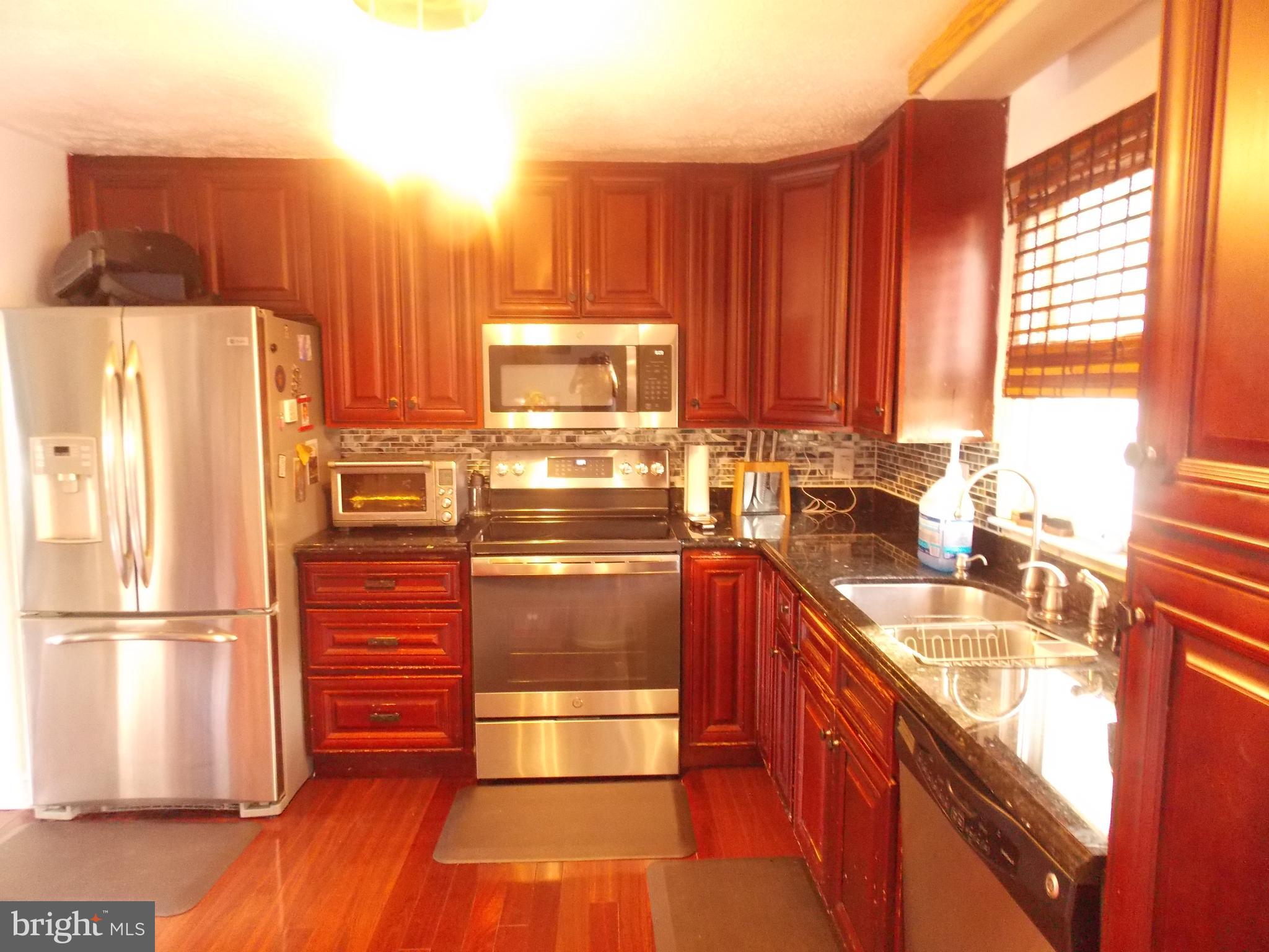 4667 TEMPLE COURT